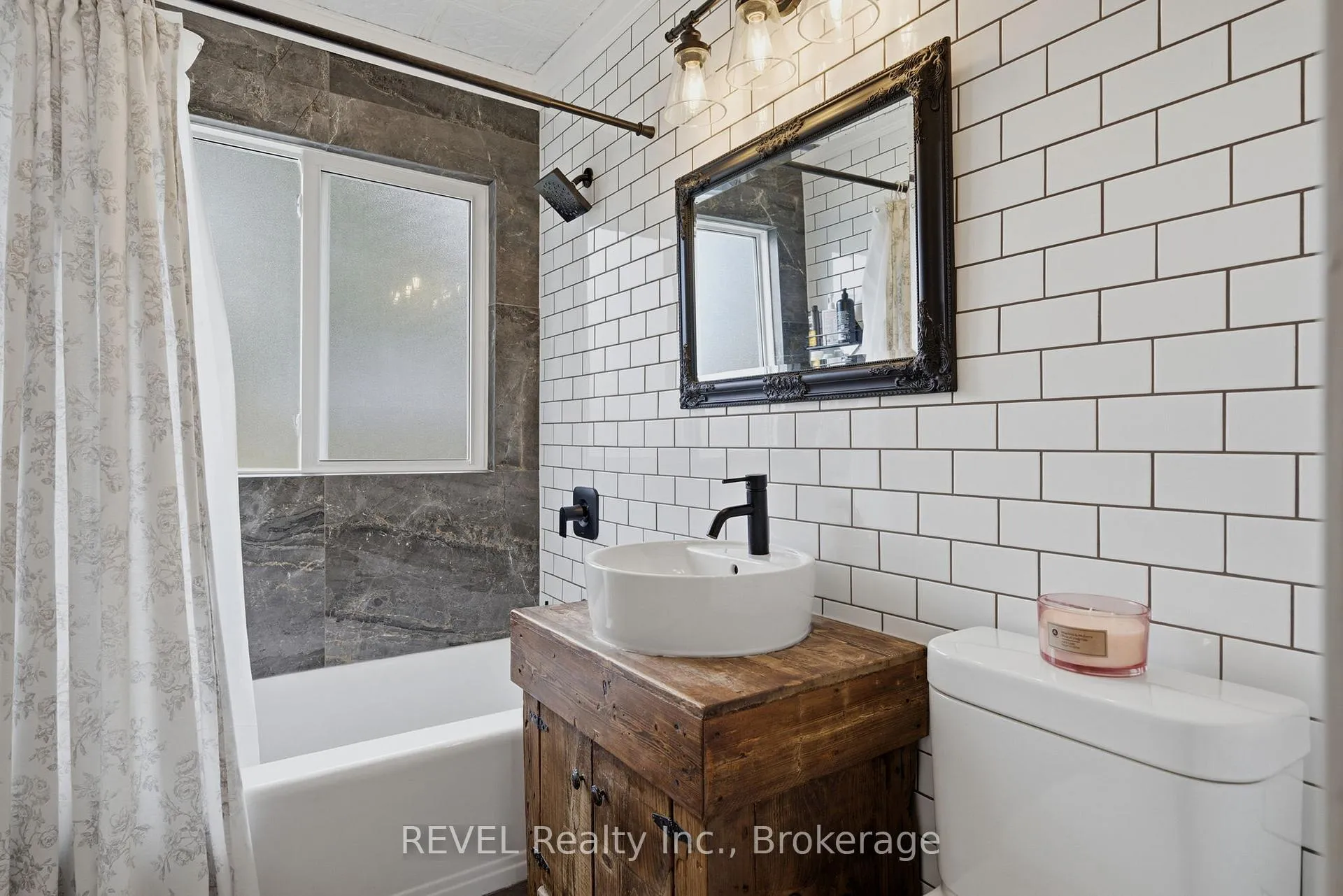 Photo 16 of 658 Geneva Street, St. Catharines, Lakeshore — HOMEH