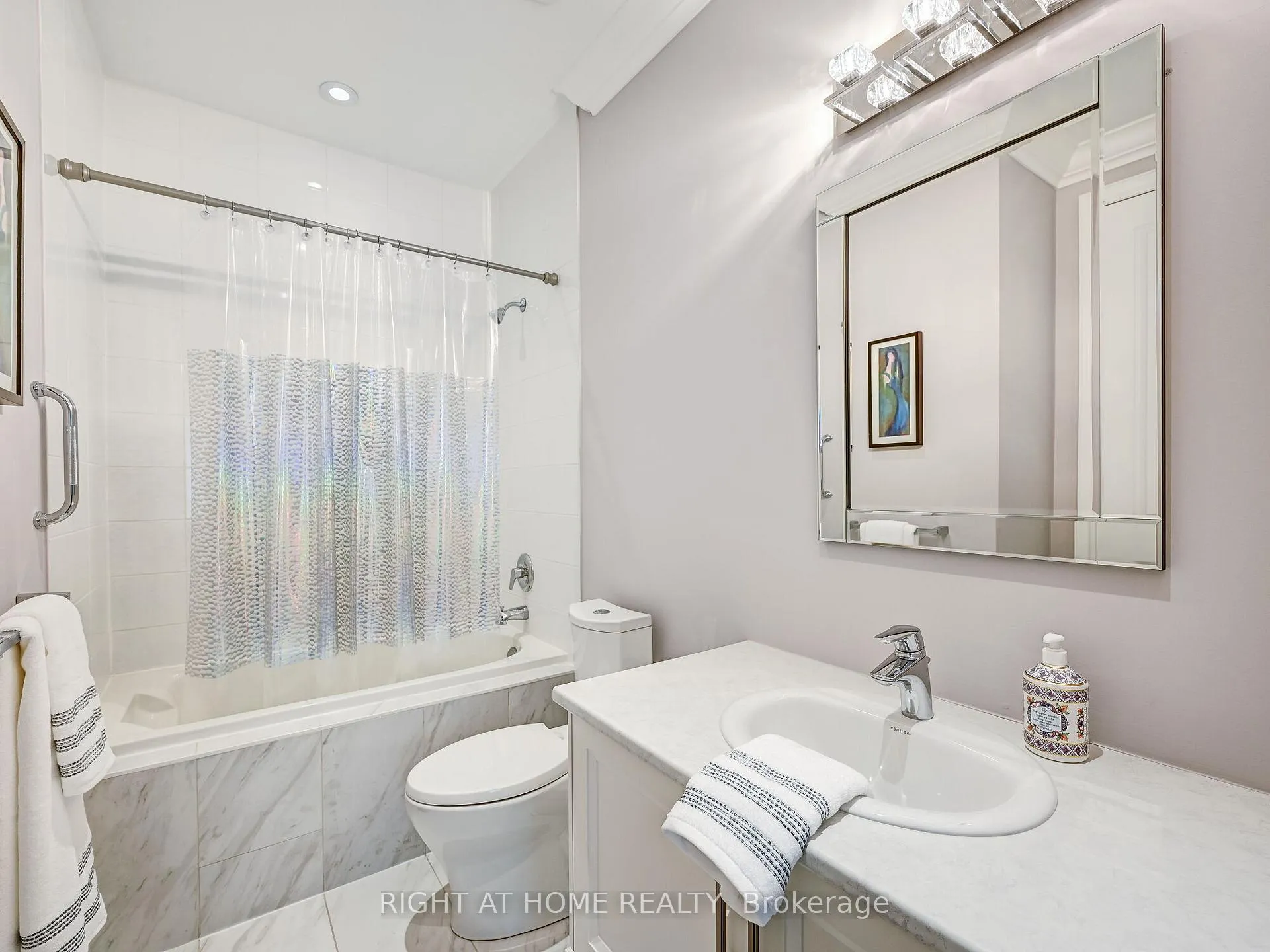 Photo 30 of 28 Coppermine Court, King, Nobleton — HOMEH