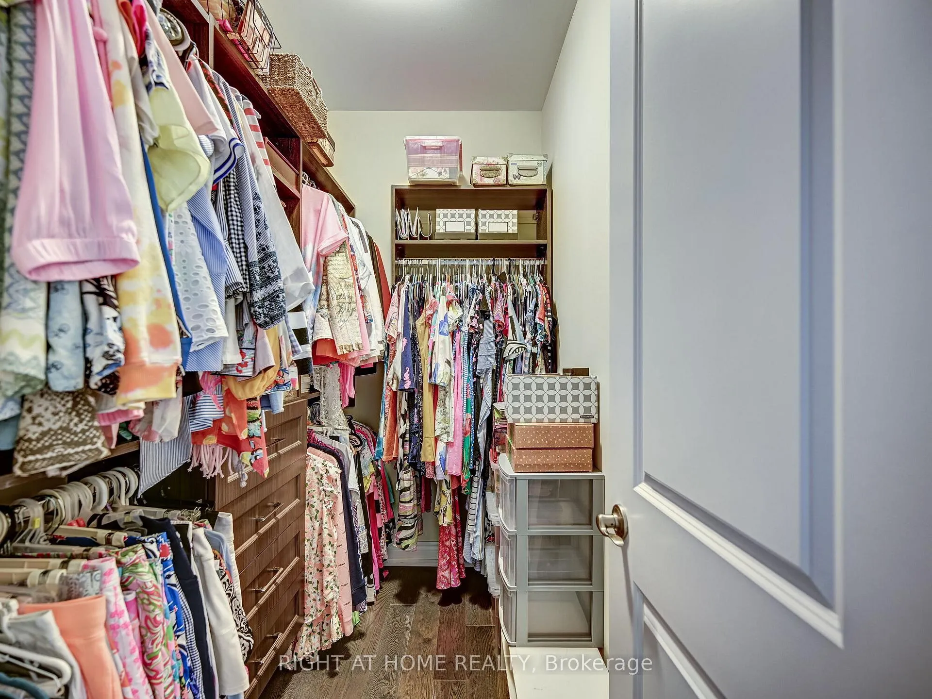Photo 33 of 28 Coppermine Court, King, Nobleton — HOMEH