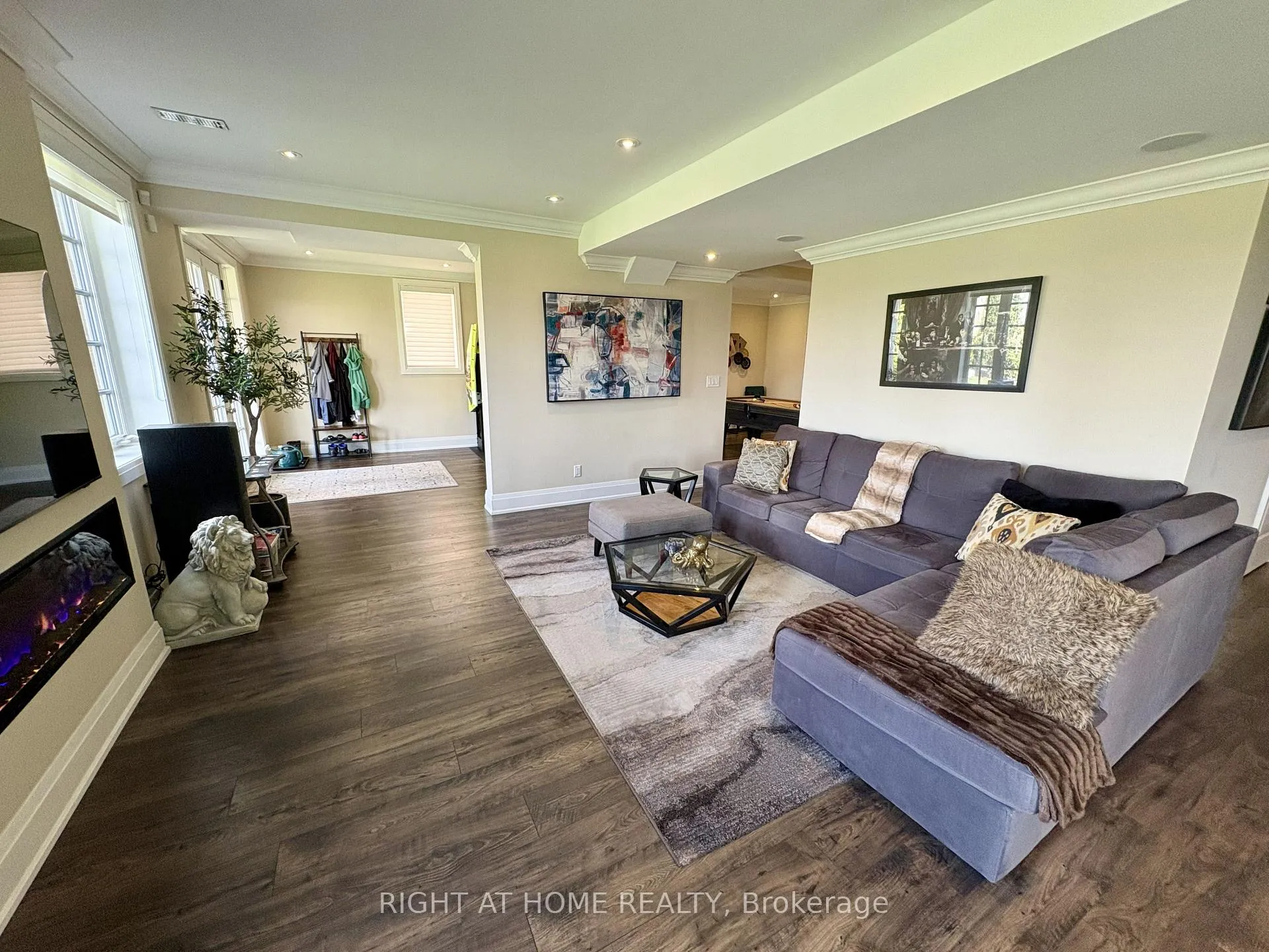 Photo 38 of 28 Coppermine Court, King, Nobleton — HOMEH