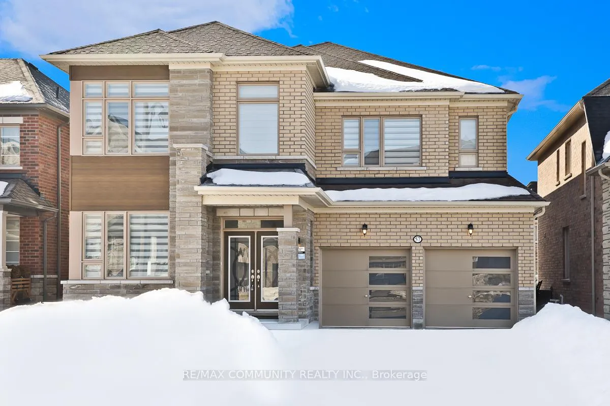 Photo 1 of 57 Bud Leggett Crescent, Georgina, Keswick South — HOMEH