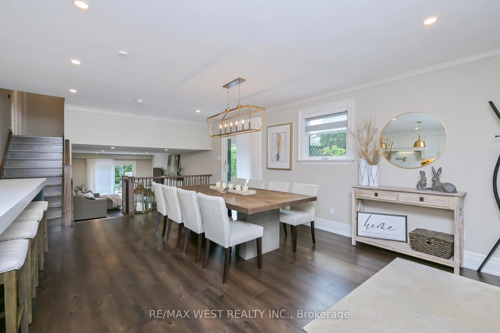Photo 5 of 17 Pineridge Drive, Caledon, Palgrave — HOMEH