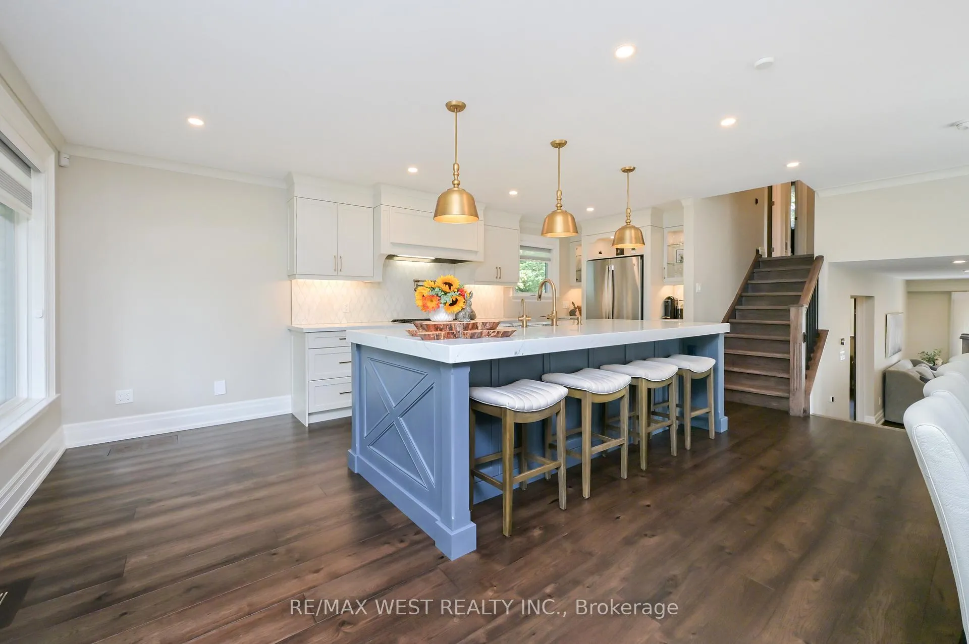 Photo 6 of 17 Pineridge Drive, Caledon, Palgrave — HOMEH