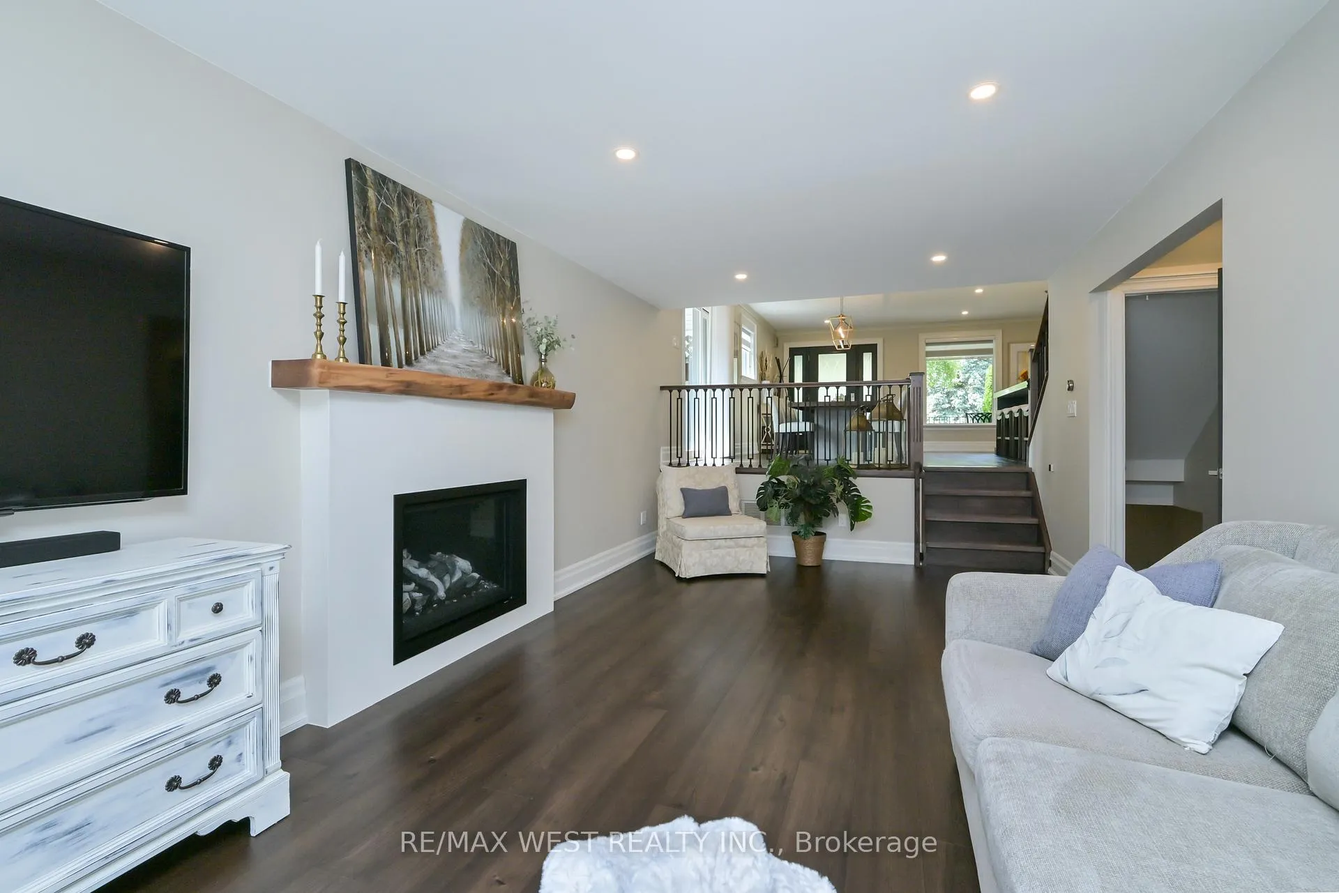 Photo 18 of 17 Pineridge Drive, Caledon, Palgrave — HOMEH