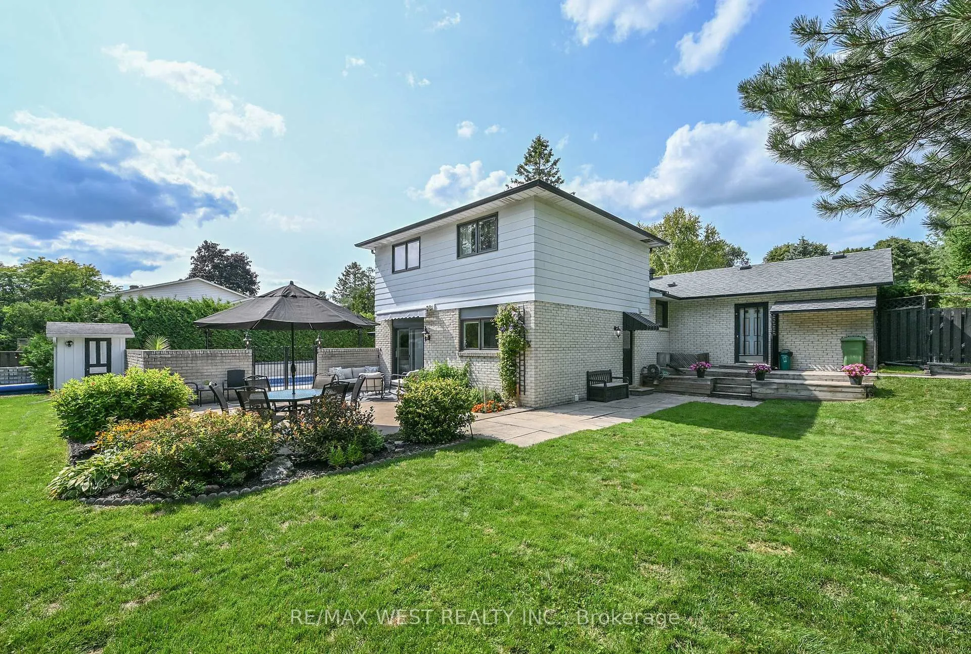 Photo 27 of 17 Pineridge Drive, Caledon, Palgrave — HOMEH