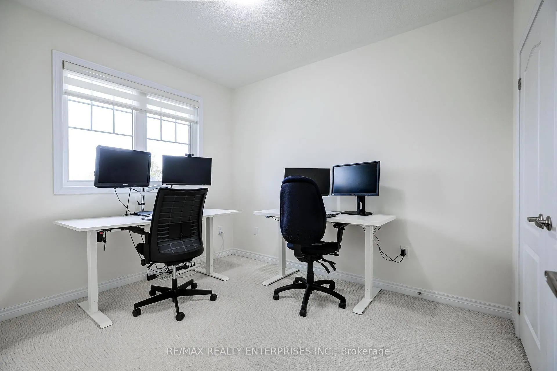Photo 21 of 51 Davenfield Circle, Brampton, Bram East — HOMEH