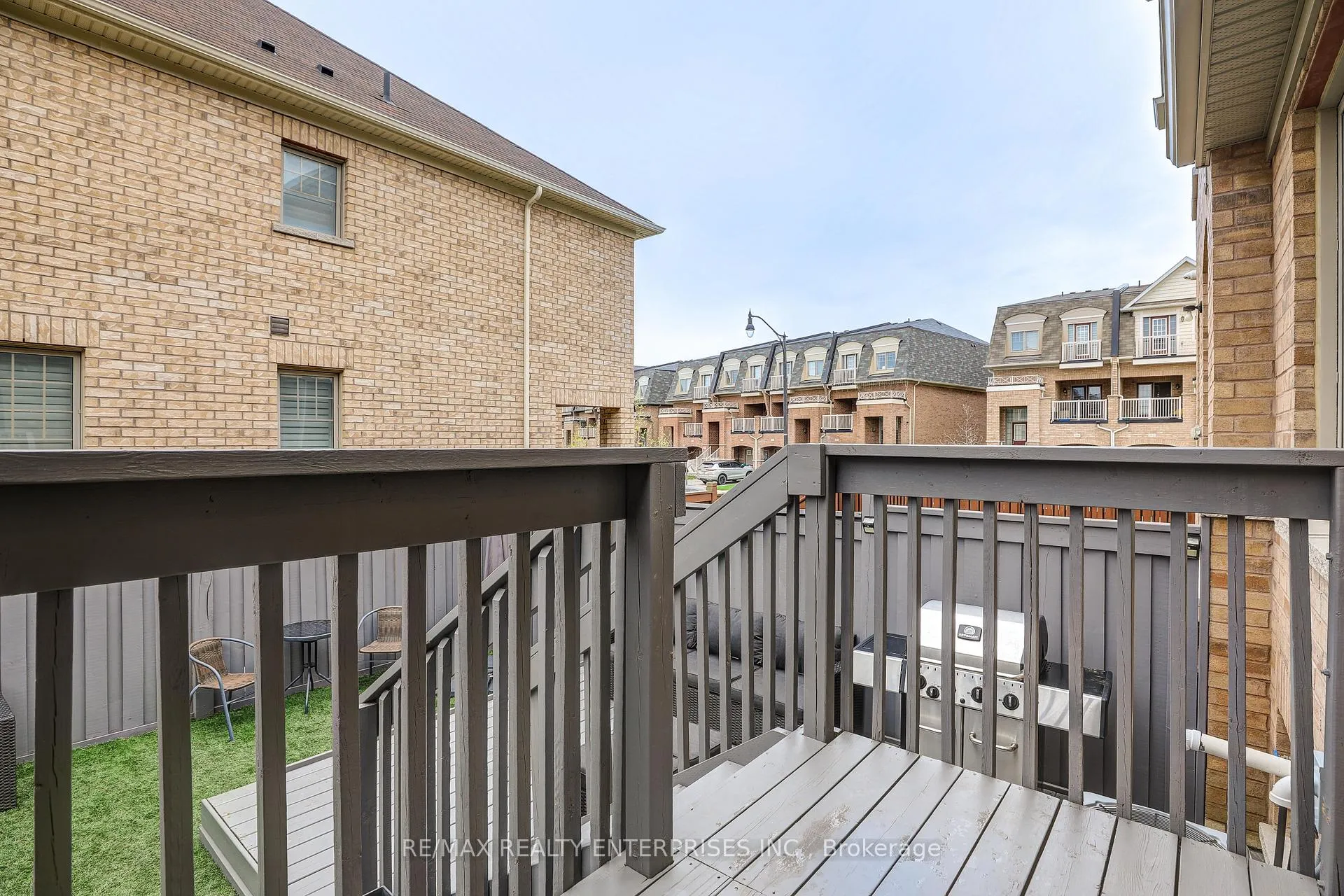 Photo 35 of 51 Davenfield Circle, Brampton, Bram East — HOMEH