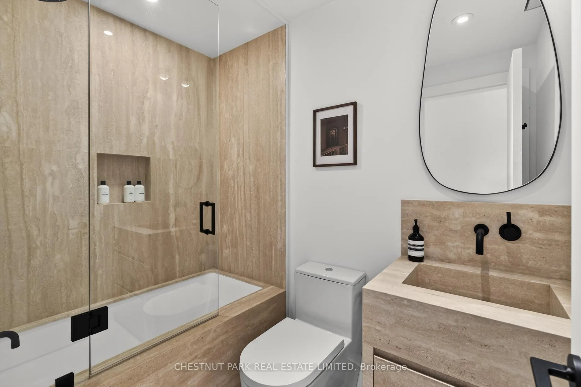 Photo 23 of 63 Pears Avenue, Toronto, The Annex — HOMEH