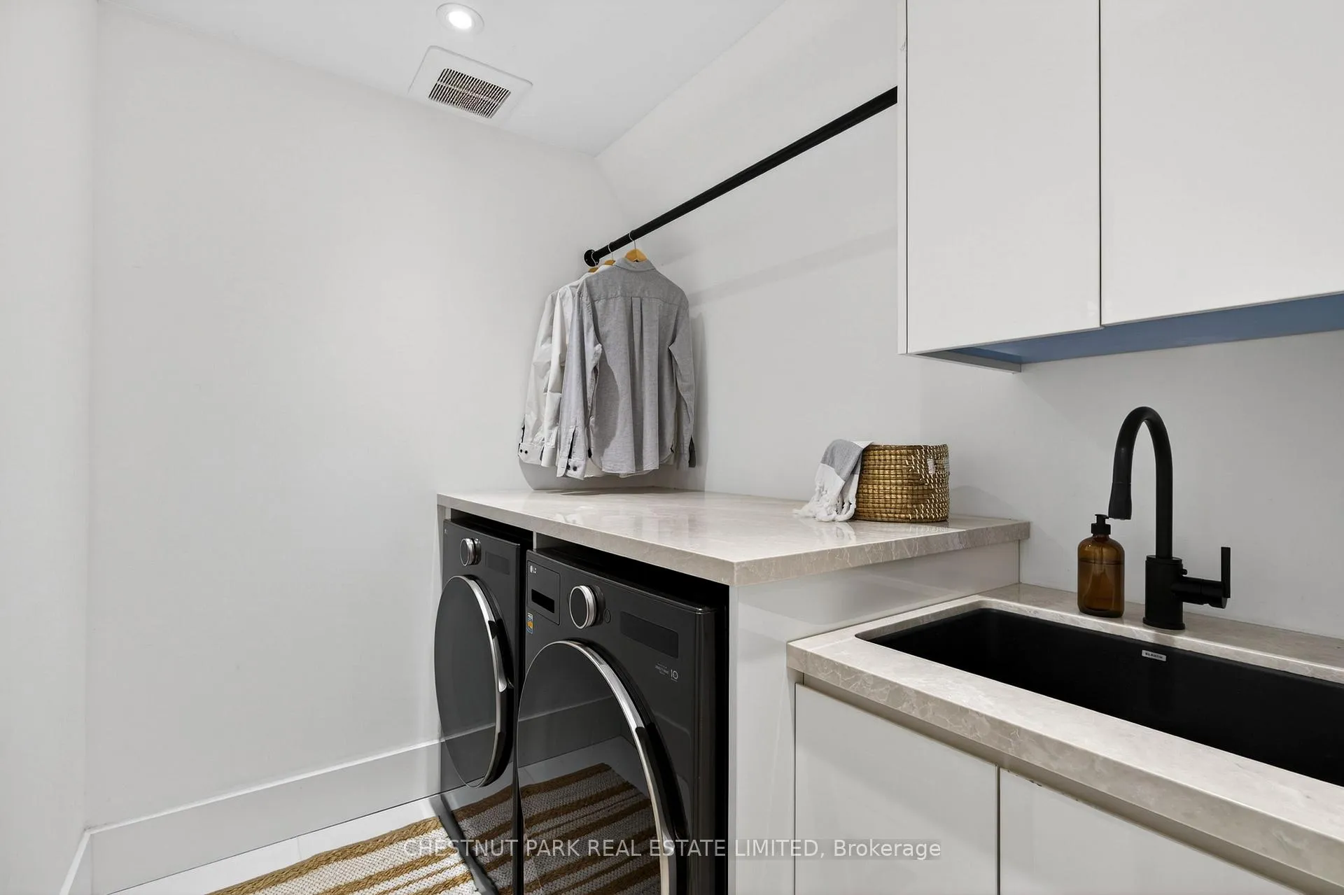 Photo 43 of 63 Pears Avenue, Toronto, The Annex — HOMEH