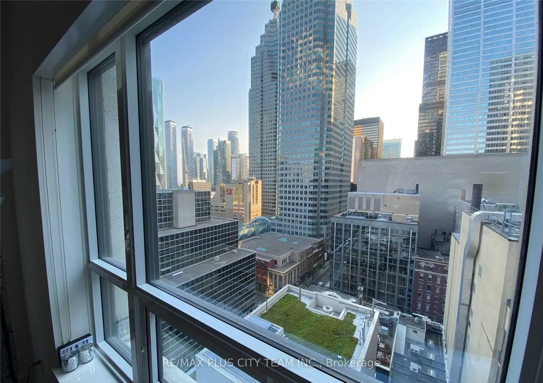 Photo 3 of Unit 1513, 88 Scott Street, Toronto, Church-Yonge Corridor — HOMEH