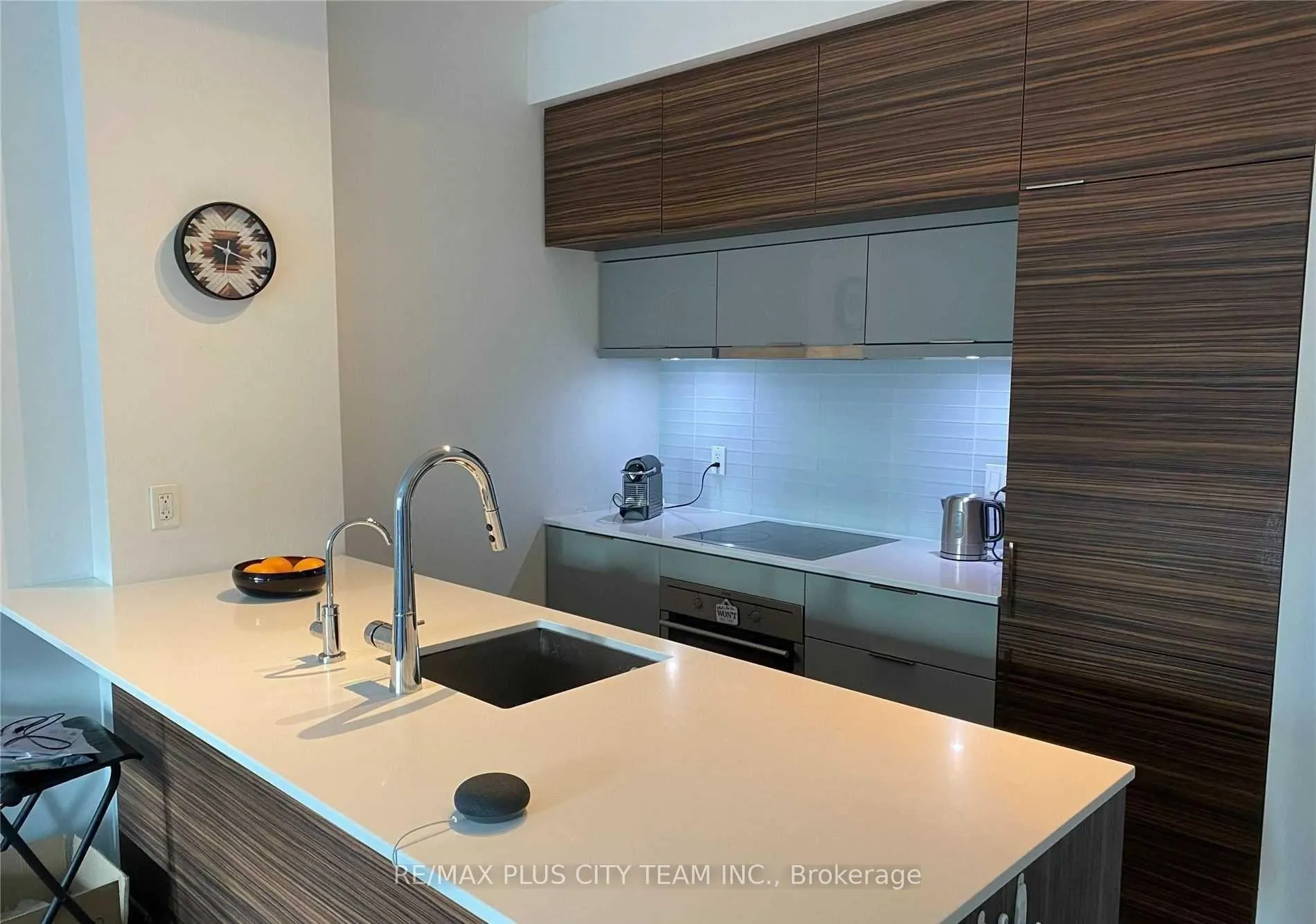 Photo 4 of Unit 1513, 88 Scott Street, Toronto, Church-Yonge Corridor — HOMEH