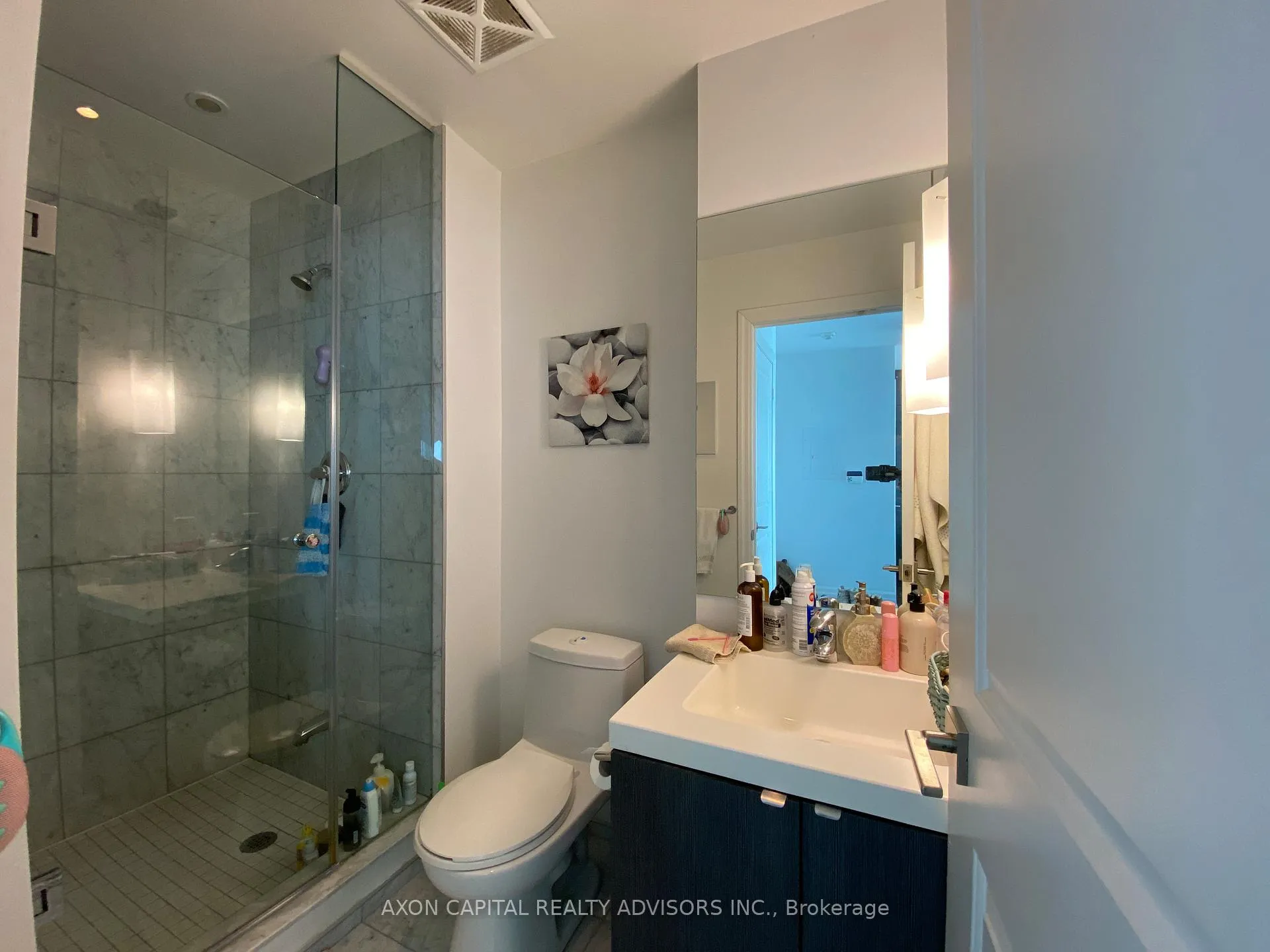Photo 9 of Unit 4801, 8 The Esplanade, Toronto, Waterfront Communities — HOMEH
