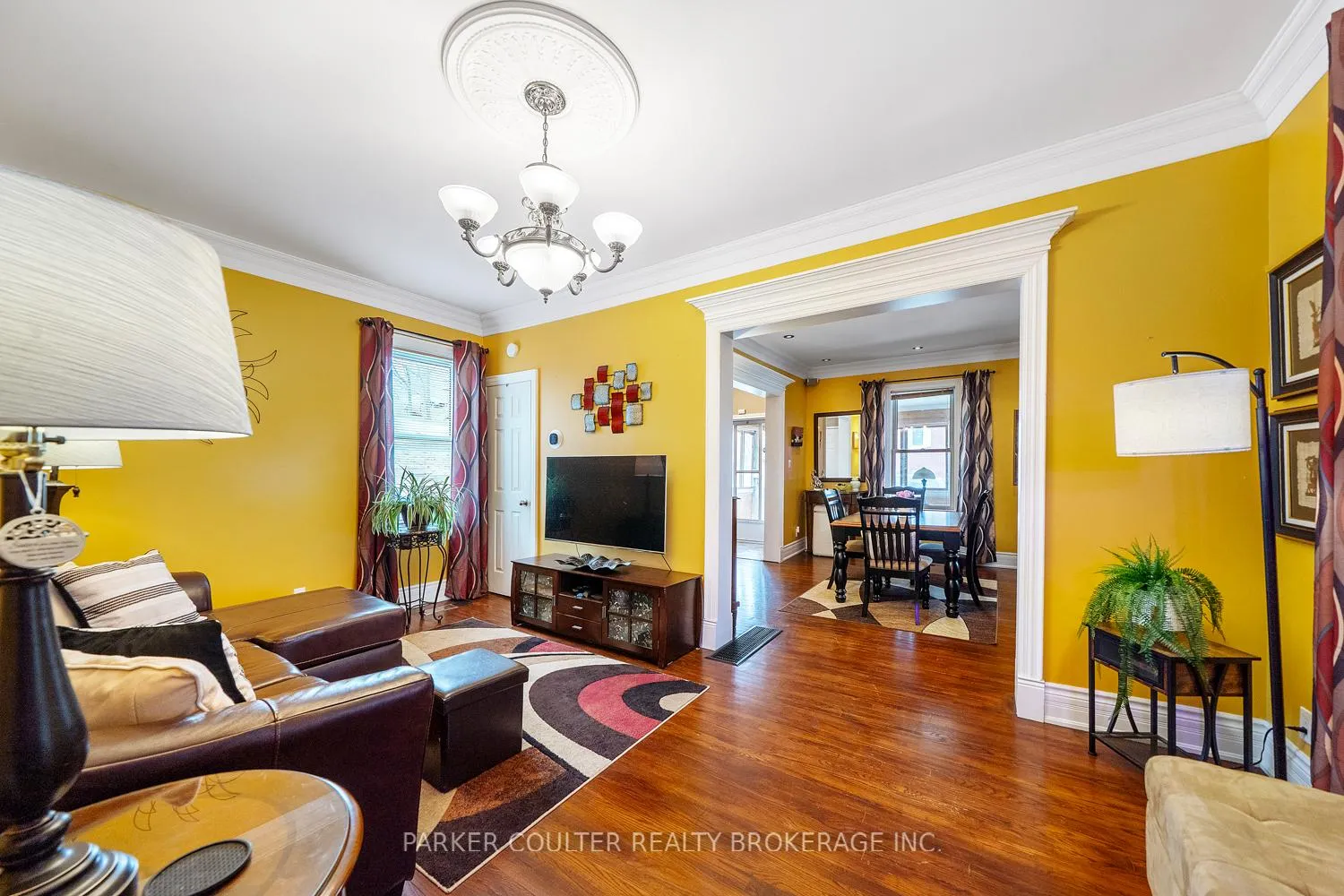 Photo 6 of 683 Ottawa Street, Midland — HOMEH