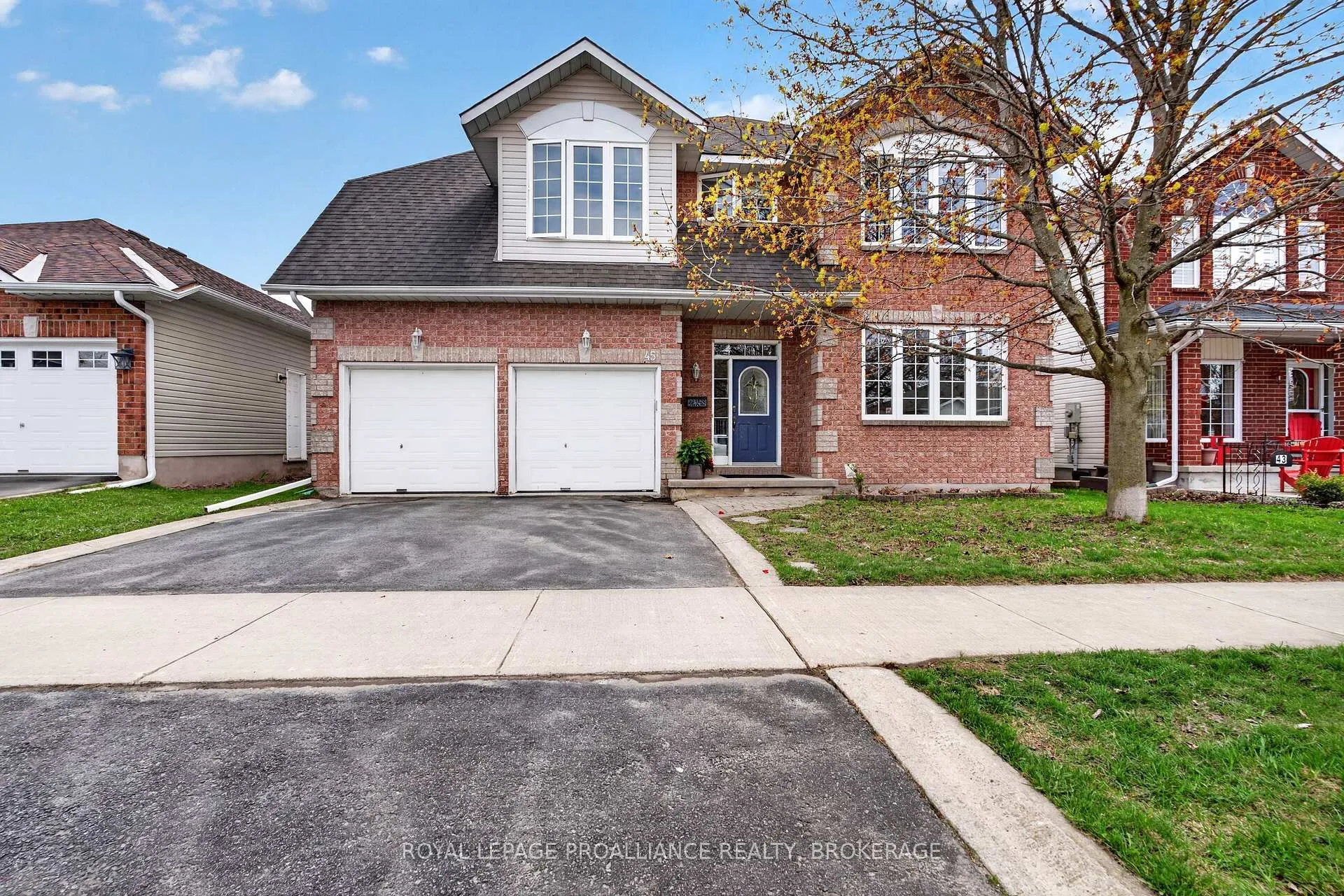 Photo 3 of 45 Biscayne Street, Kingston, Kingston East (Incl Barret Crt) — HOMEH