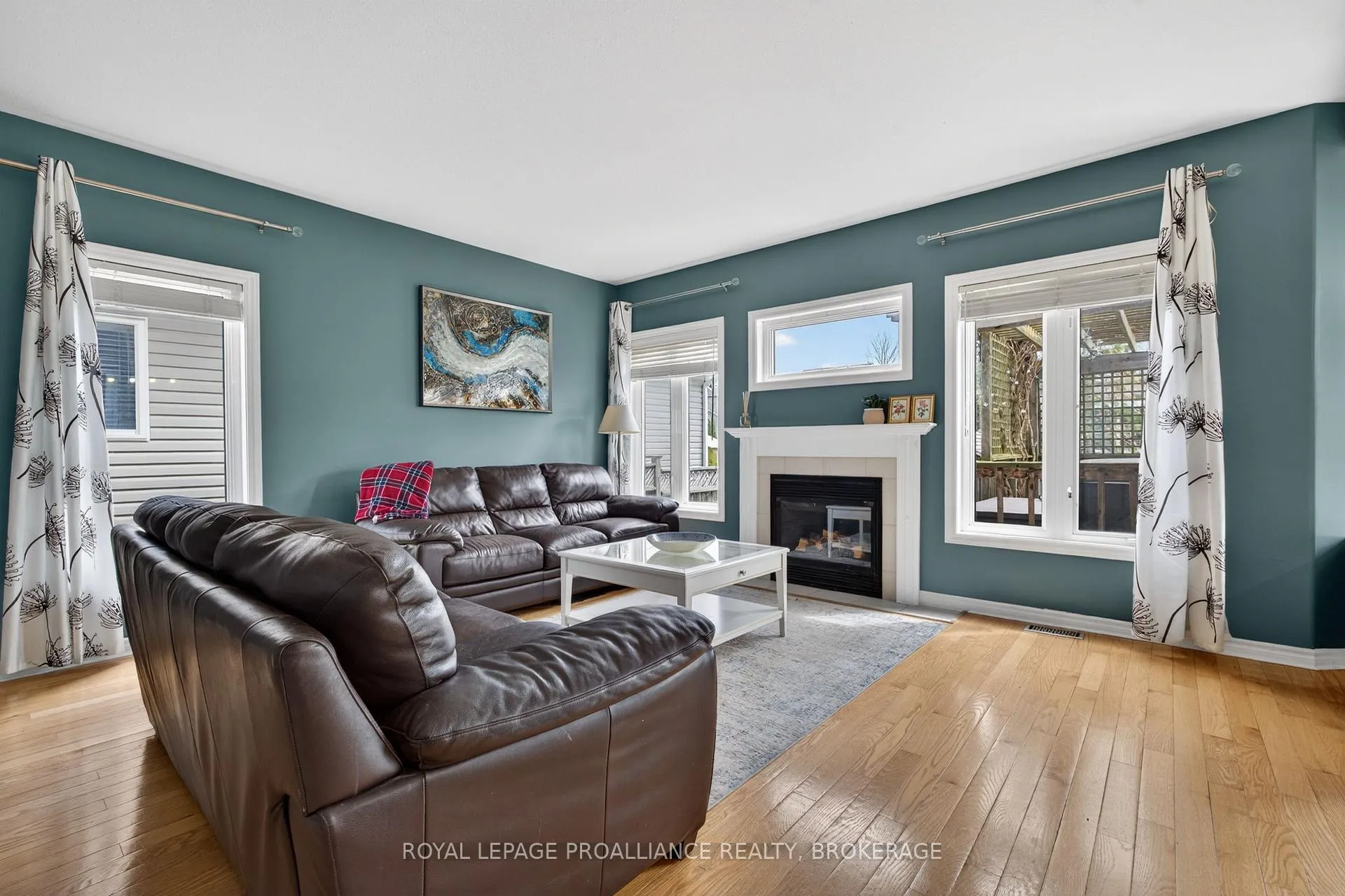 Photo 15 of 45 Biscayne Street, Kingston, Kingston East (Incl Barret Crt) — HOMEH