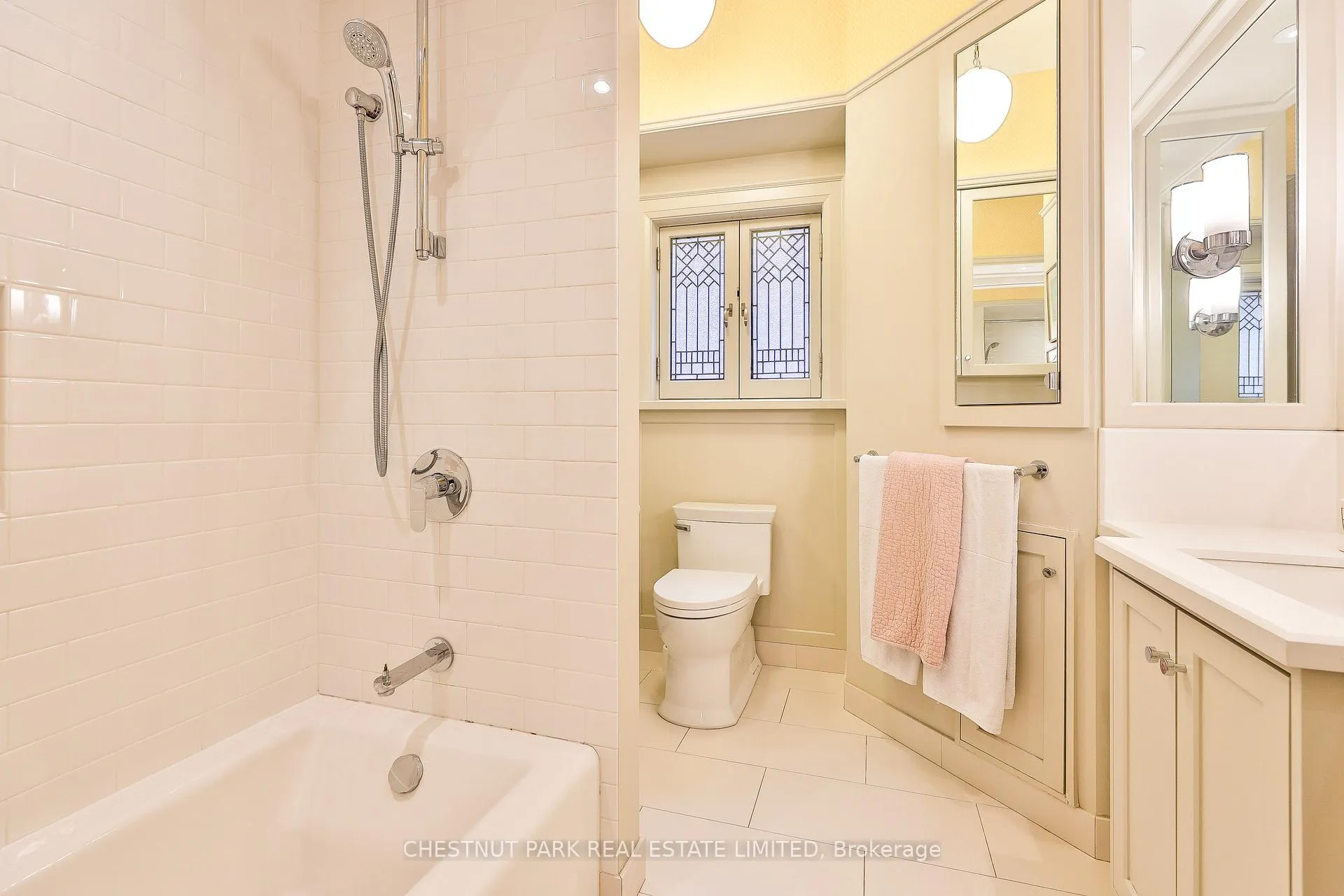 Photo 38 of 17 Elm Avenue, Toronto, Rosedale-Moore Park — HOMEH