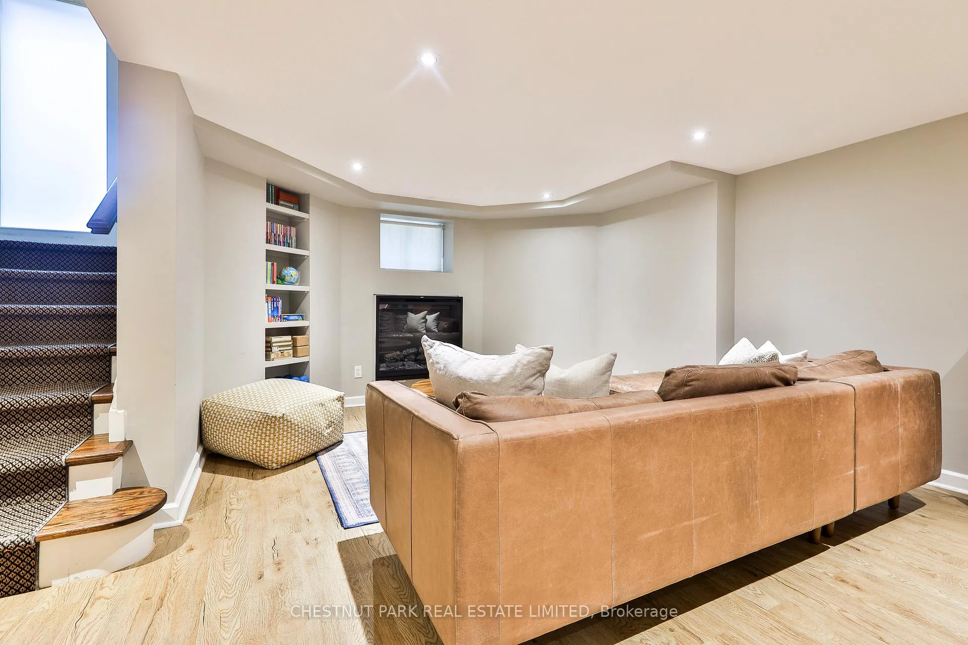 Photo 56 of 17 Elm Avenue, Toronto, Rosedale-Moore Park — HOMEH