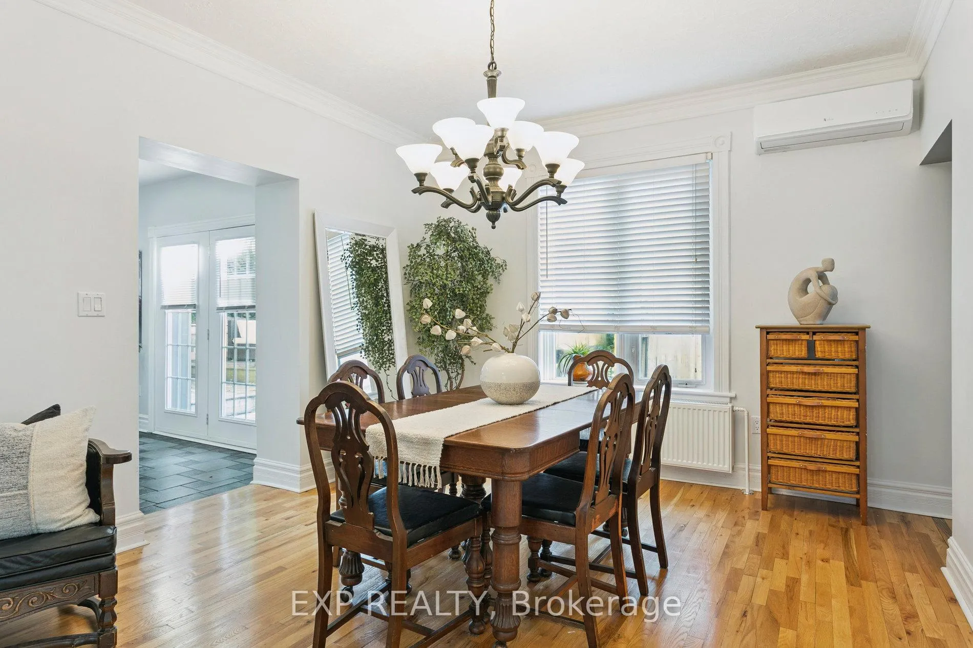 Photo 18 of 132 Queen Street W, Cambridge, Hespeler Village — HOMEH