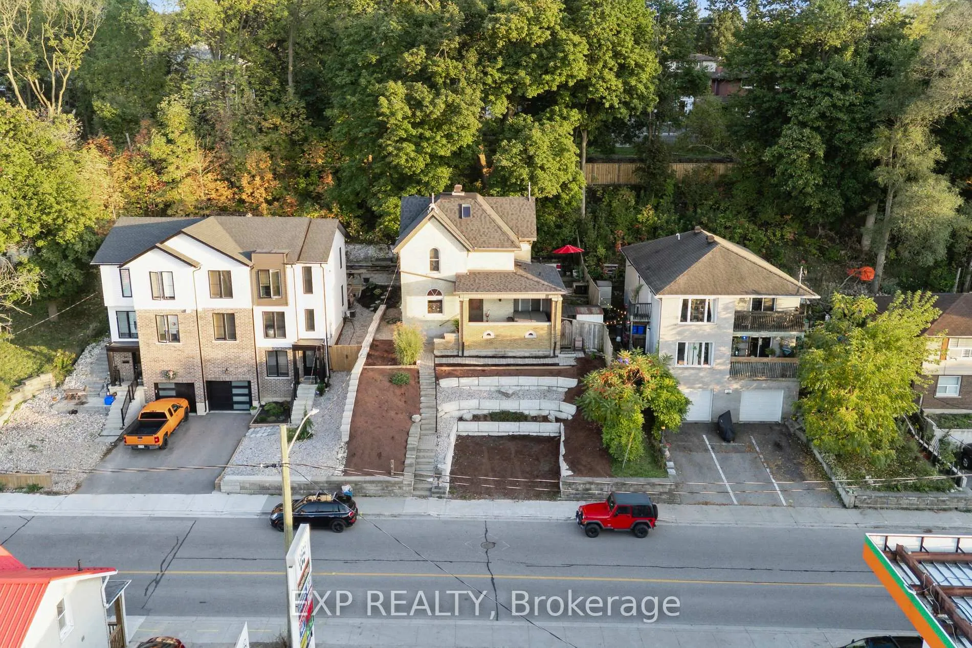 Photo 50 of 132 Queen Street W, Cambridge, Hespeler Village — HOMEH