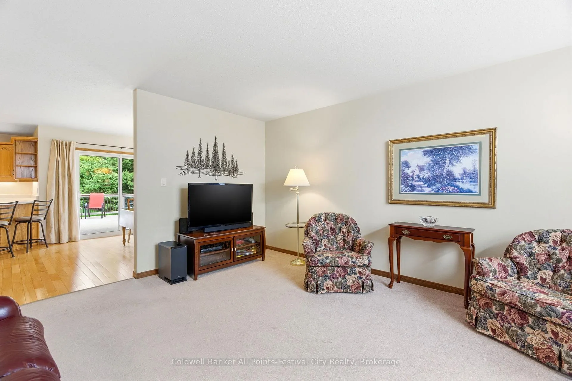 Photo 8 of 55 Park Lane, West Perth, Mitchell — HOMEH