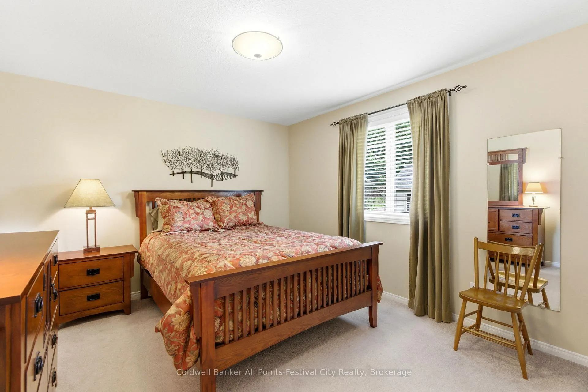 Photo 21 of 55 Park Lane, West Perth, Mitchell — HOMEH