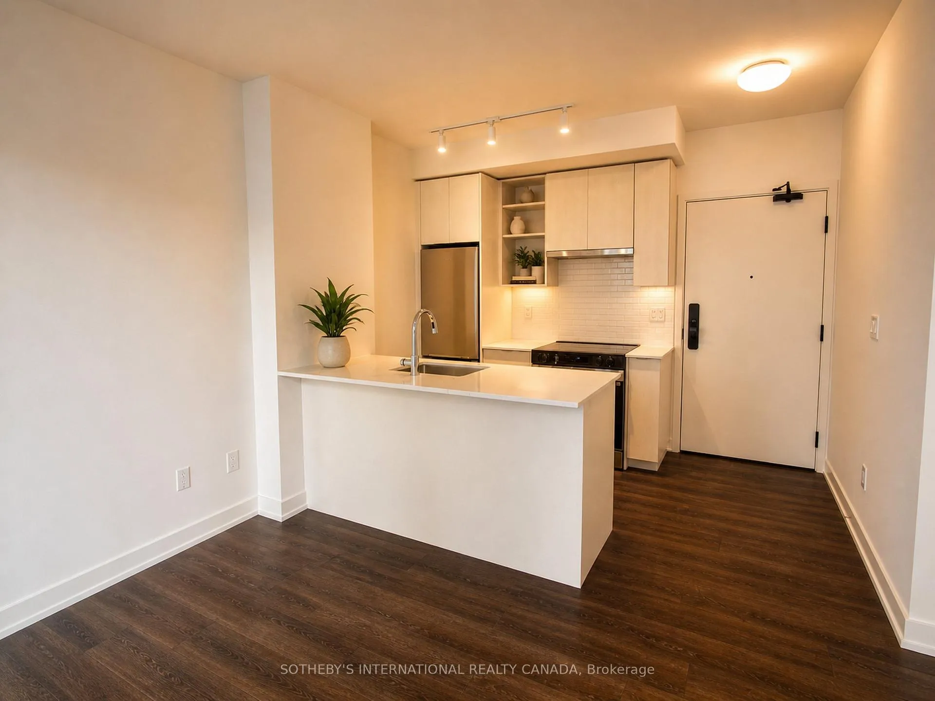 Photo 11 of Unit 1303, 2075 Lakeshore Road, Burlington, Brant — HOMEH
