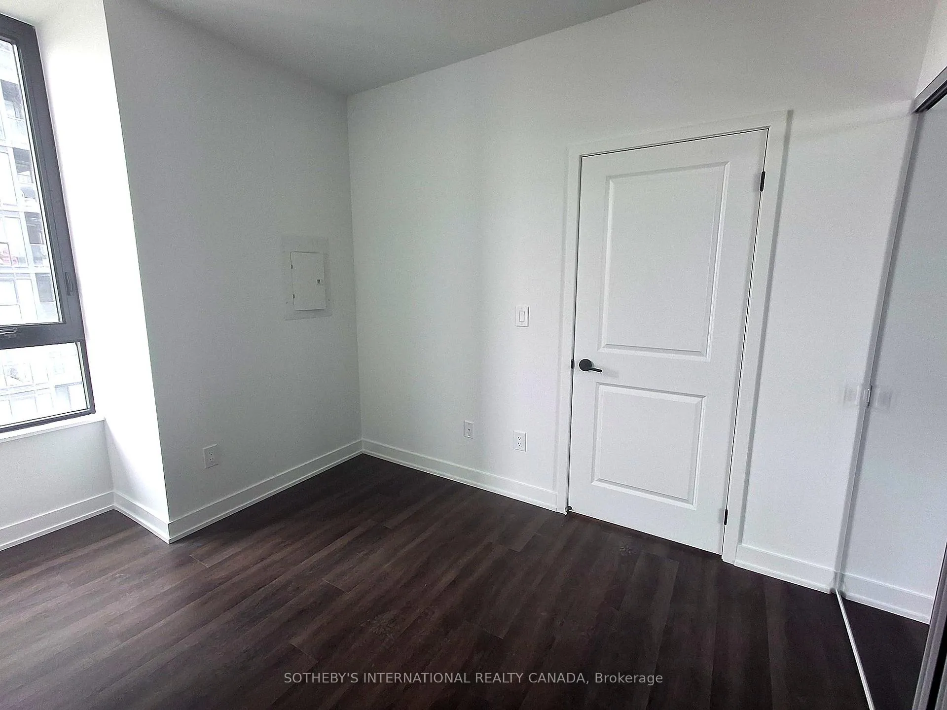 Photo 16 of Unit 1303, 2075 Lakeshore Road, Burlington, Brant — HOMEH
