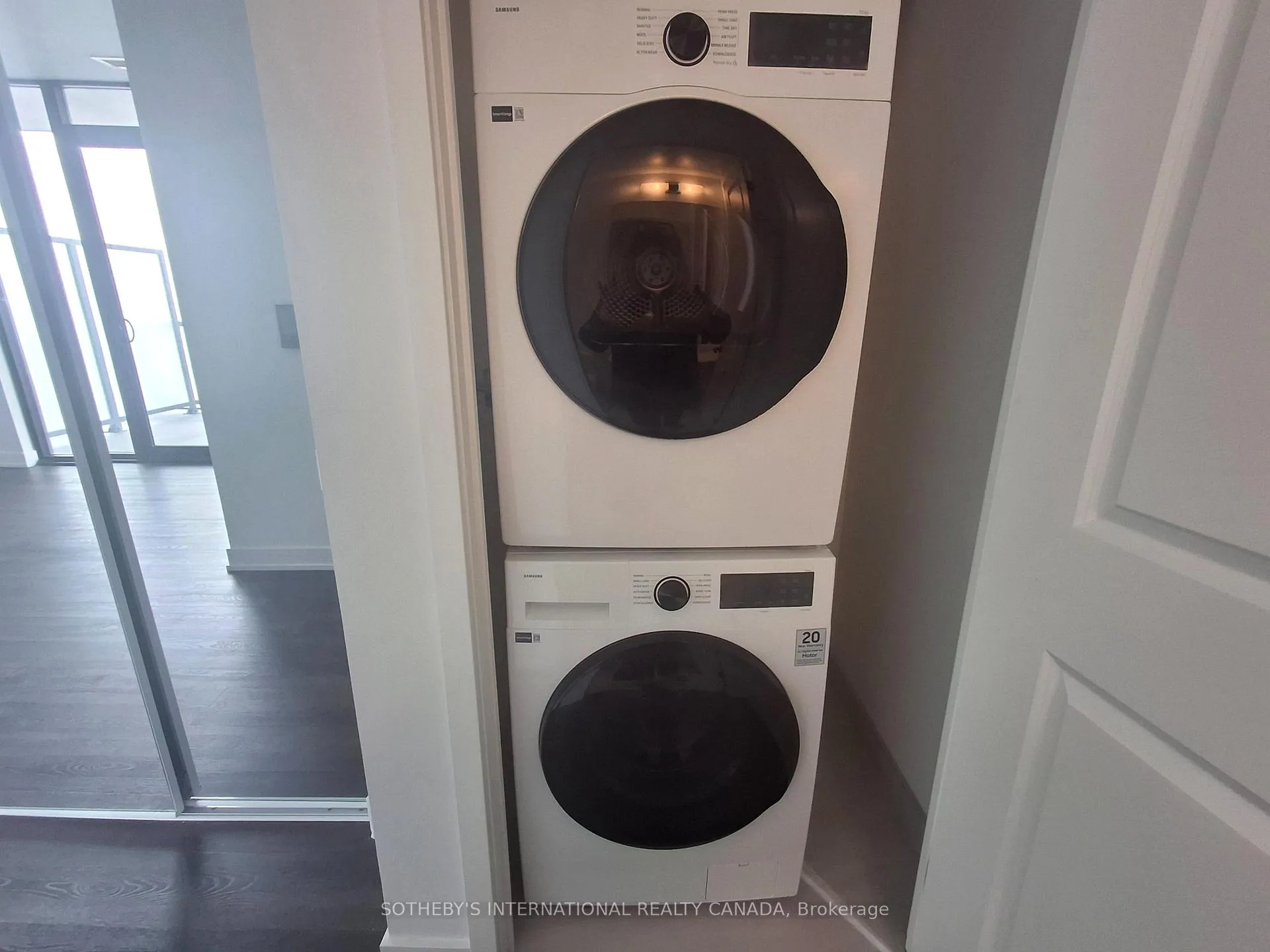 Photo 19 of Unit 1303, 2075 Lakeshore Road, Burlington, Brant — HOMEH