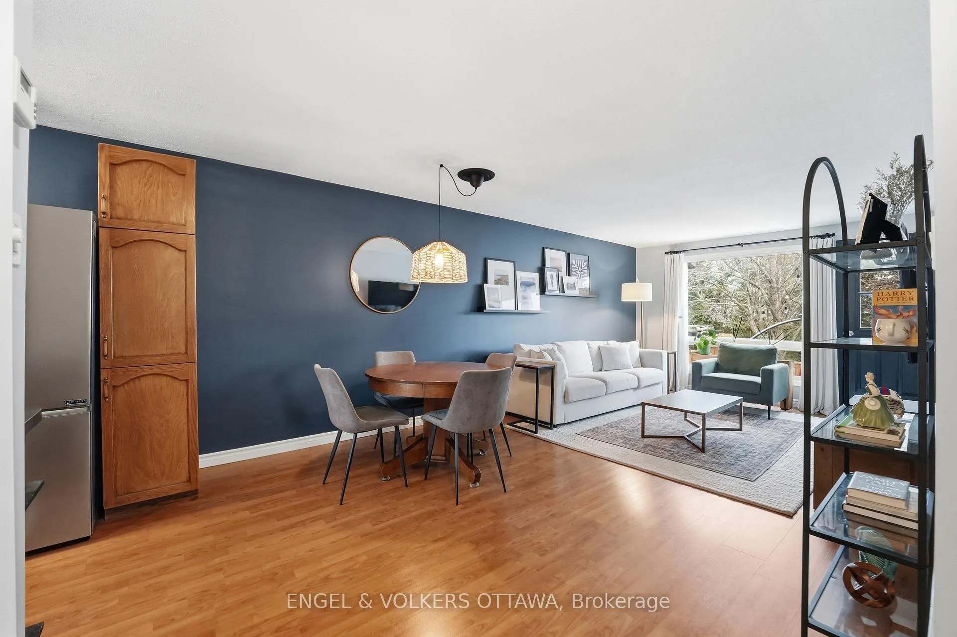 Photo 6 of 374 Woodfield Drive, Ottawa, Tanglewood — HOMEH