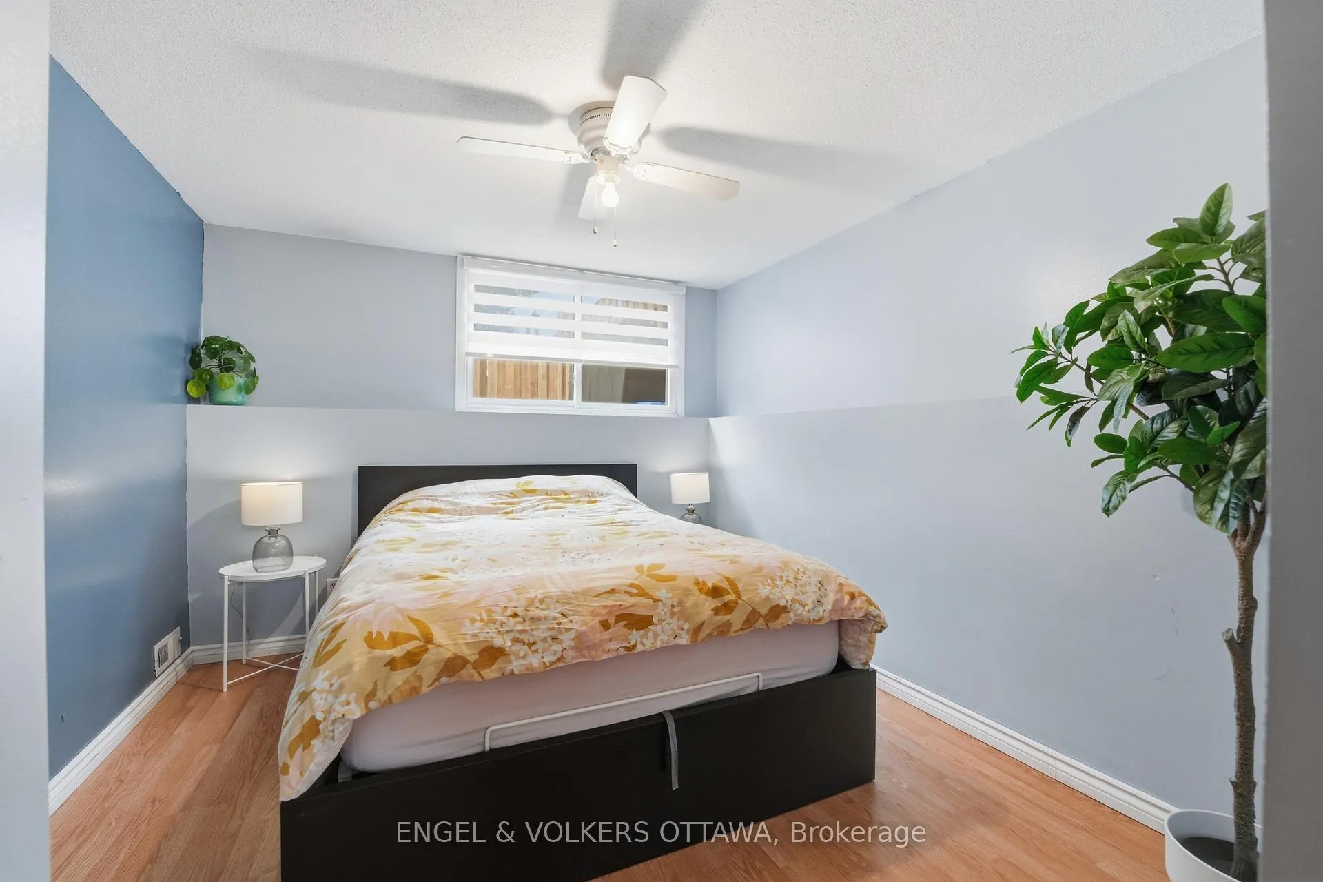 Photo 26 of 374 Woodfield Drive, Ottawa, Tanglewood — HOMEH
