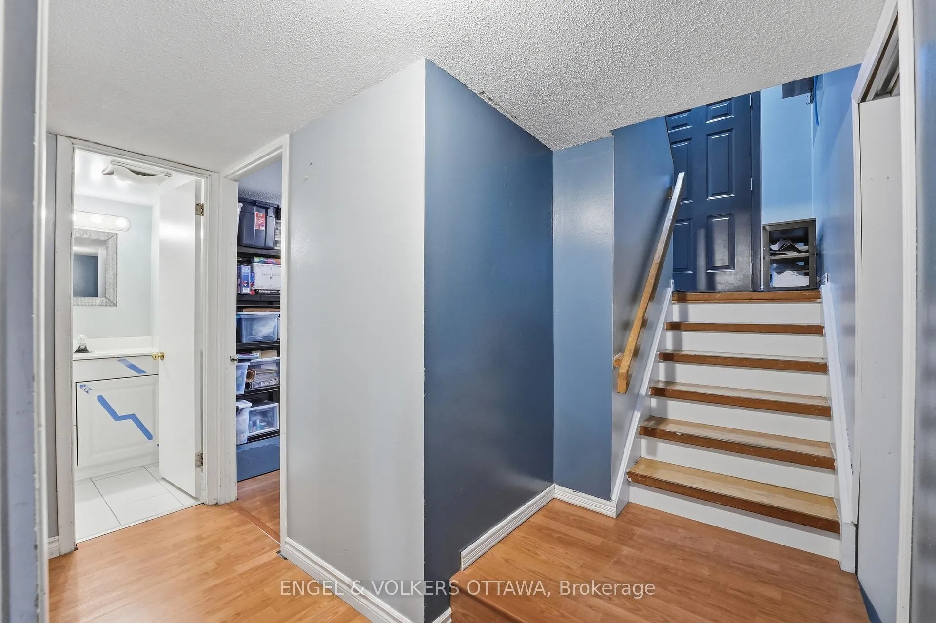 Photo 29 of 374 Woodfield Drive, Ottawa, Tanglewood — HOMEH