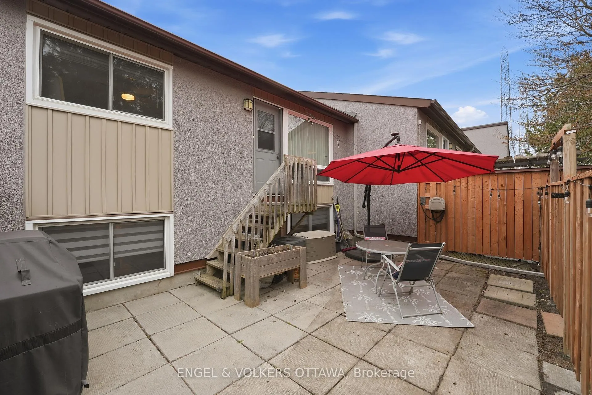Photo 35 of 374 Woodfield Drive, Ottawa, Tanglewood — HOMEH