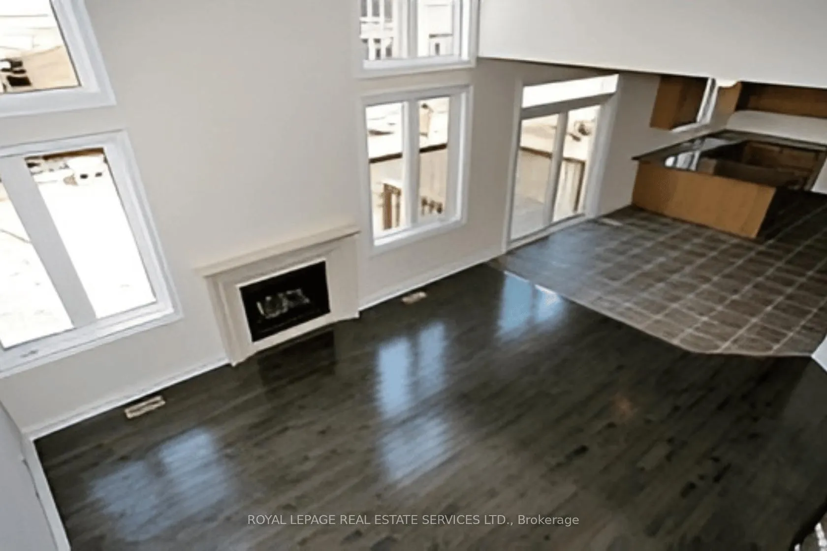 Photo 7 of 277 Admiral Drive, Oakville, Bronte — HOMEH