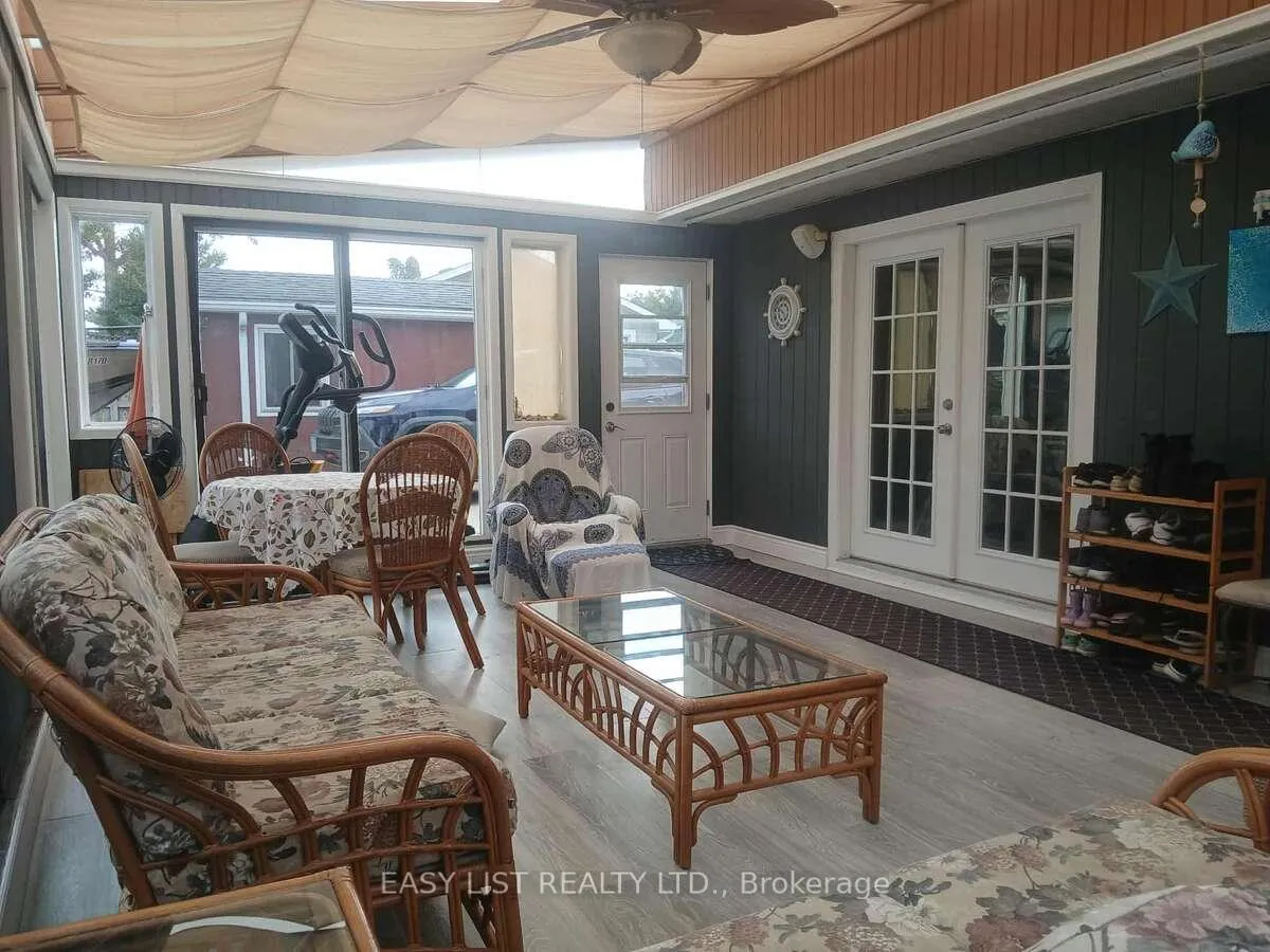 Photo 8 of 7652 Harris Point Drive, Plympton-Wyoming, Plympton Wyoming — HOMEH