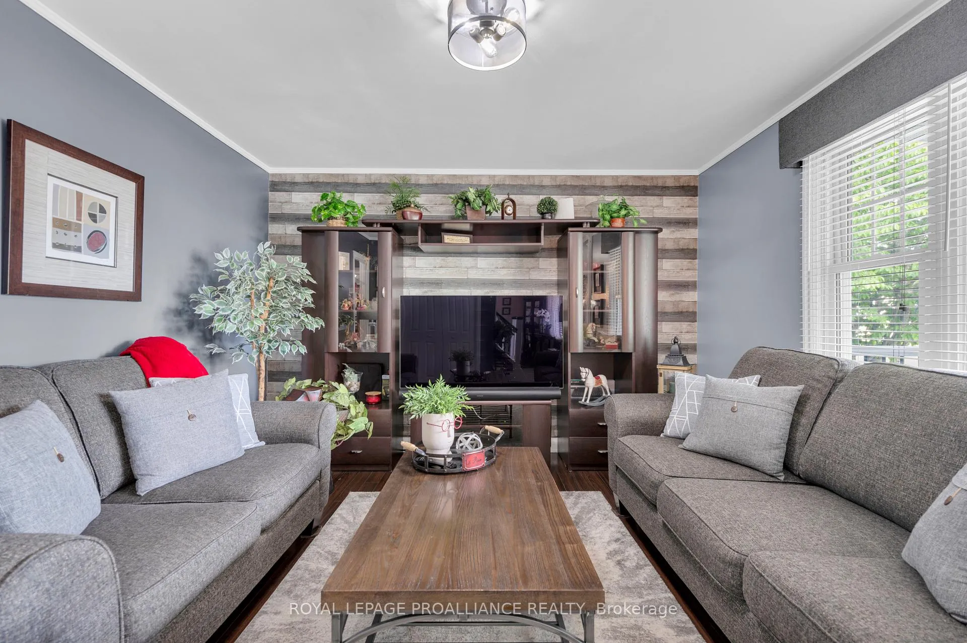 Photo 12 of 107 Bay Drive, Belleville, Belleville Ward — HOMEH