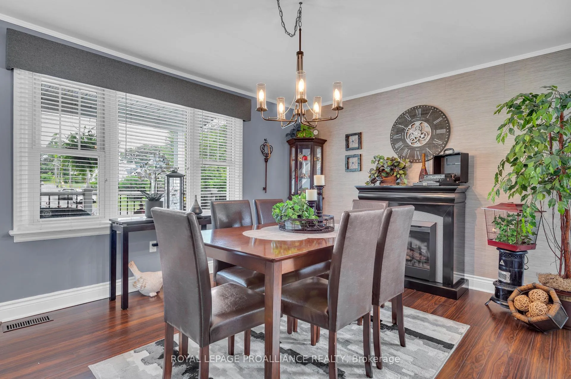 Photo 13 of 107 Bay Drive, Belleville, Belleville Ward — HOMEH