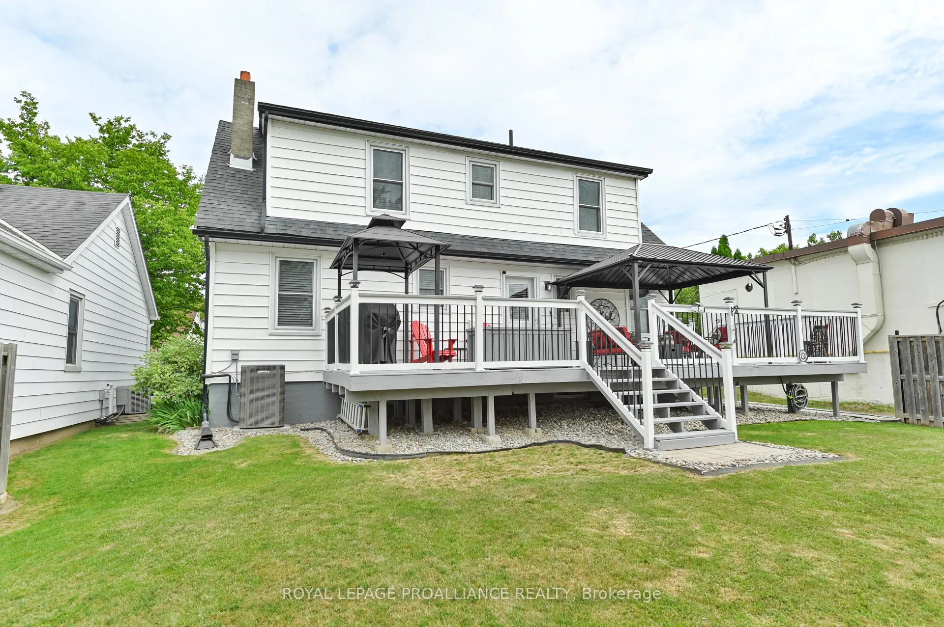 Photo 33 of 107 Bay Drive, Belleville, Belleville Ward — HOMEH