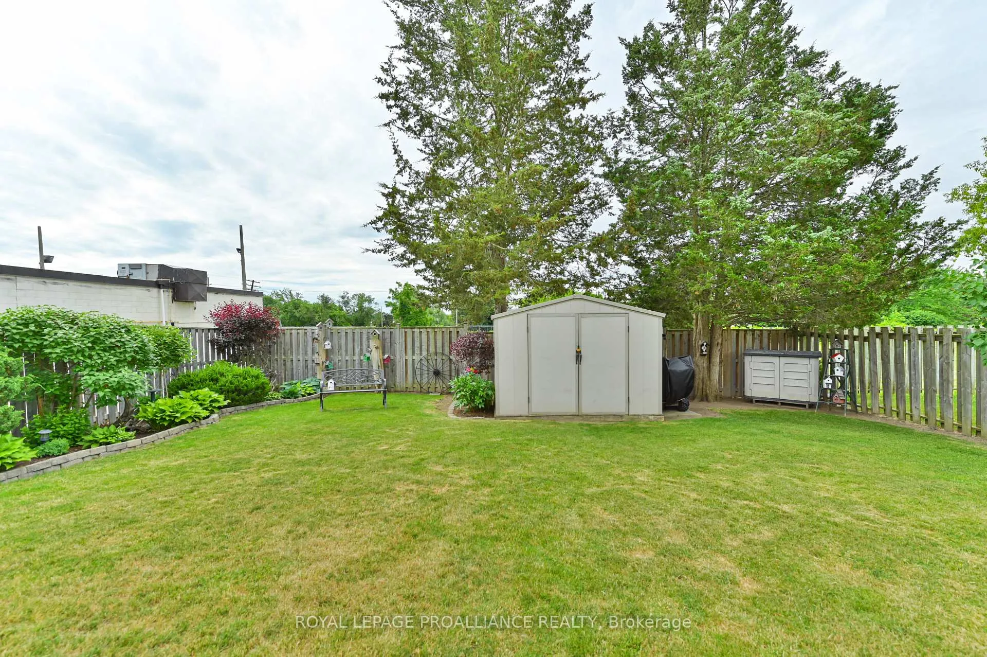 Photo 36 of 107 Bay Drive, Belleville, Belleville Ward — HOMEH