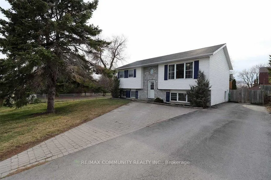 Photo 2 of Unit Main, 6 Lywood Street, Belleville, Thurlow Ward — HOMEH
