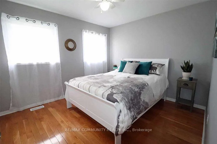 Photo 16 of Unit Main, 6 Lywood Street, Belleville, Thurlow Ward — HOMEH