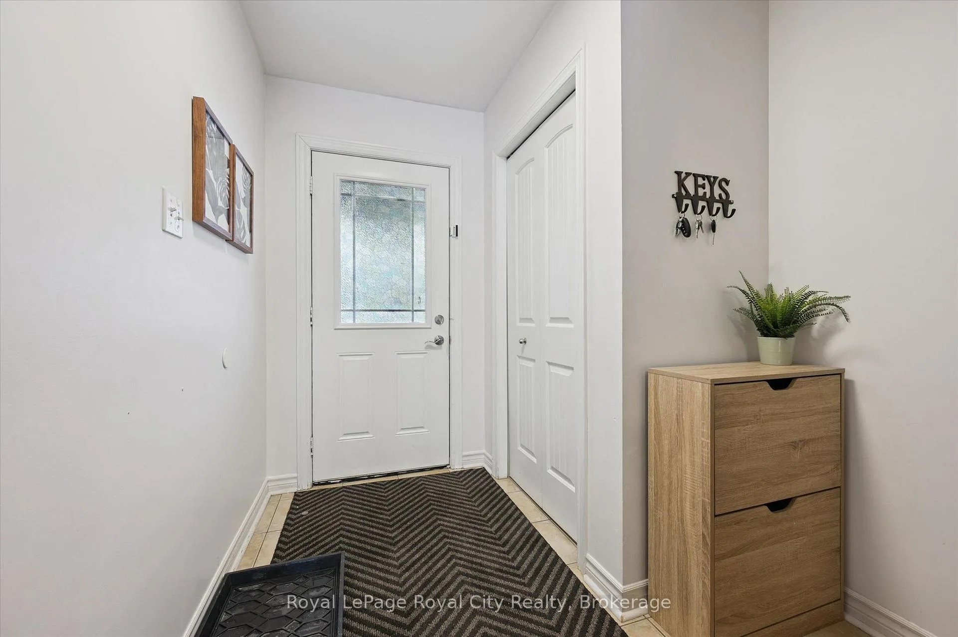 Photo 3 of 91 Lambeth Way, Guelph, Pineridge/Westminster Woods — HOMEH