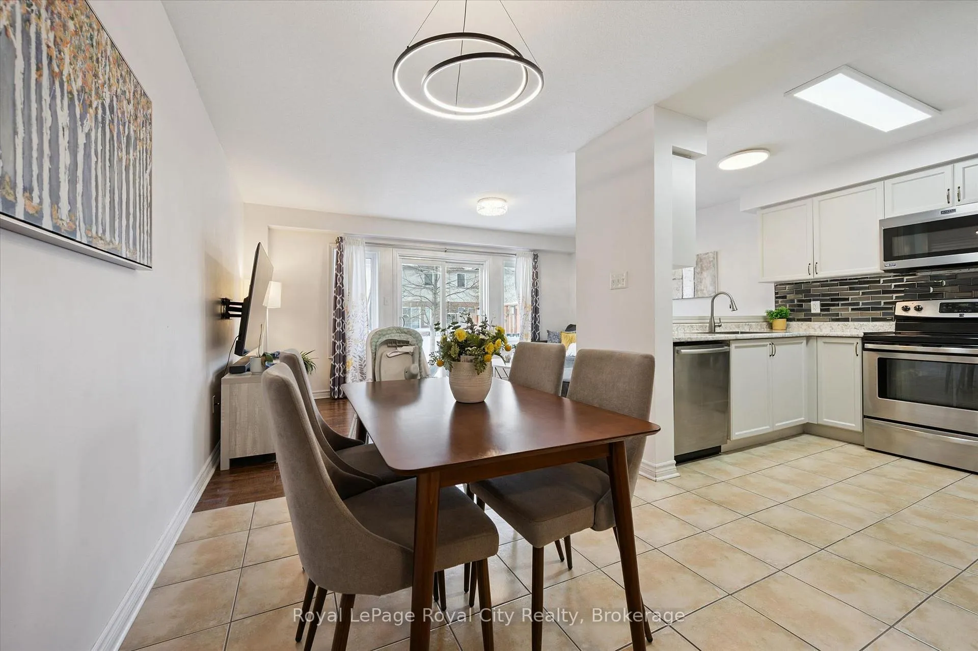 Photo 7 of 91 Lambeth Way, Guelph, Pineridge/Westminster Woods — HOMEH
