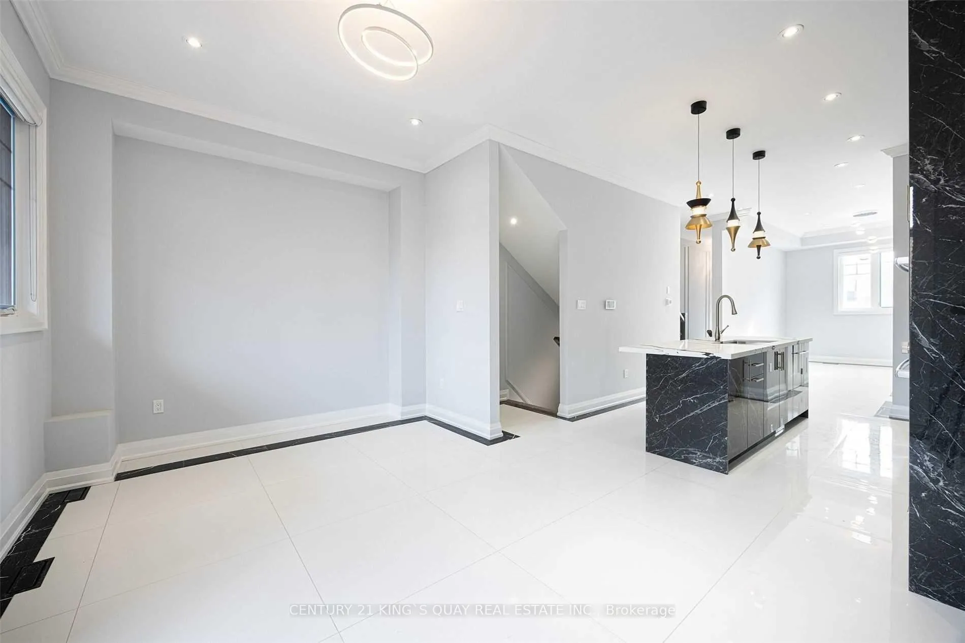 Photo 4 of 230 Mcrae Drive, Toronto, Leaside — HOMEH