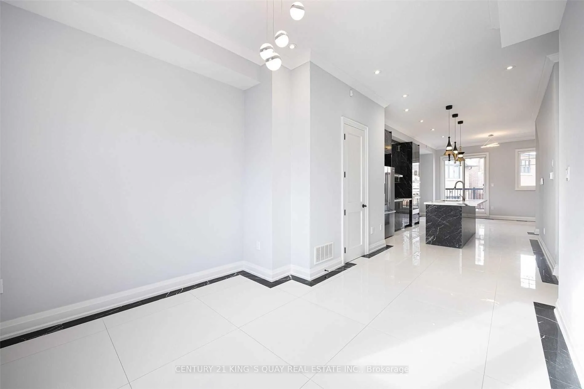 Photo 5 of 230 Mcrae Drive, Toronto, Leaside — HOMEH