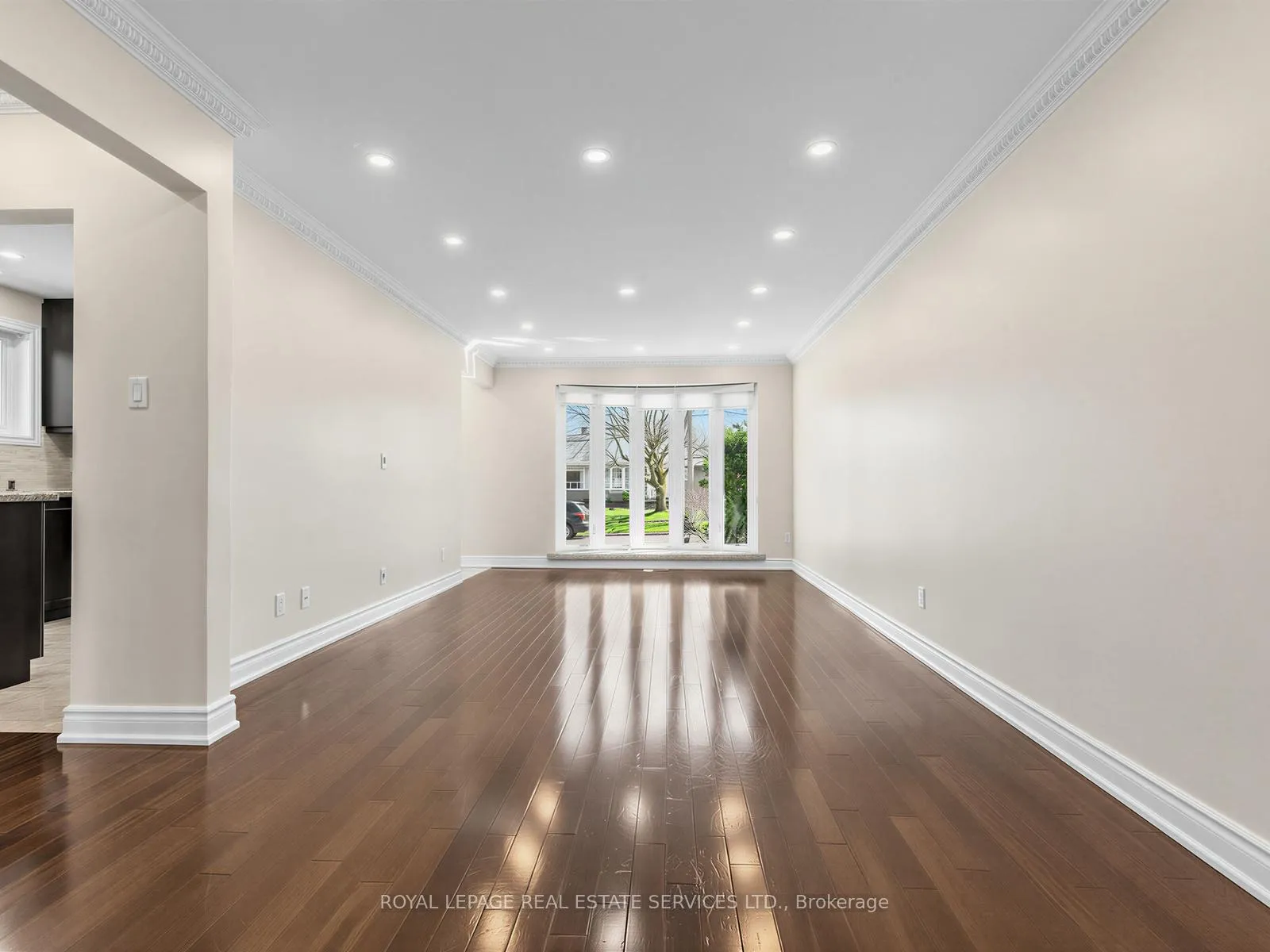Photo 21 of 44 Caracas Road, North York, Bayview Village — HOMEH