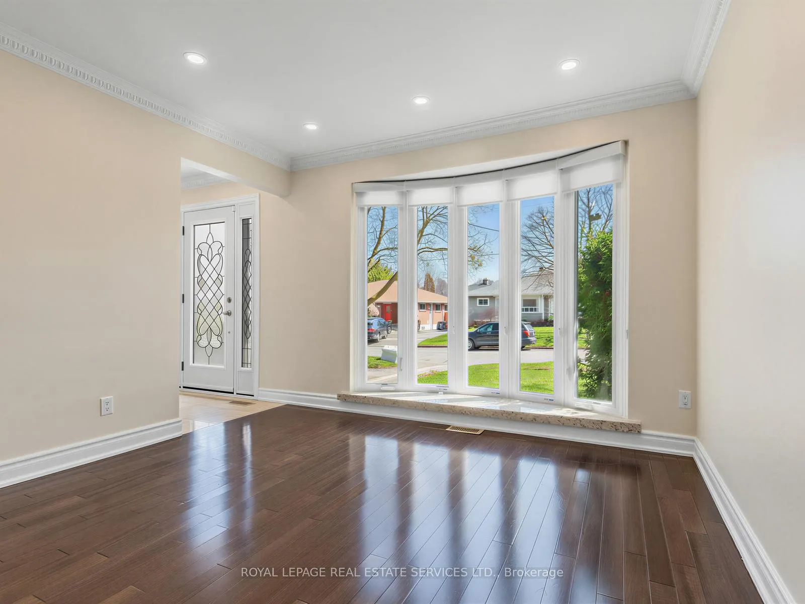 Photo 24 of 44 Caracas Road, North York, Bayview Village — HOMEH