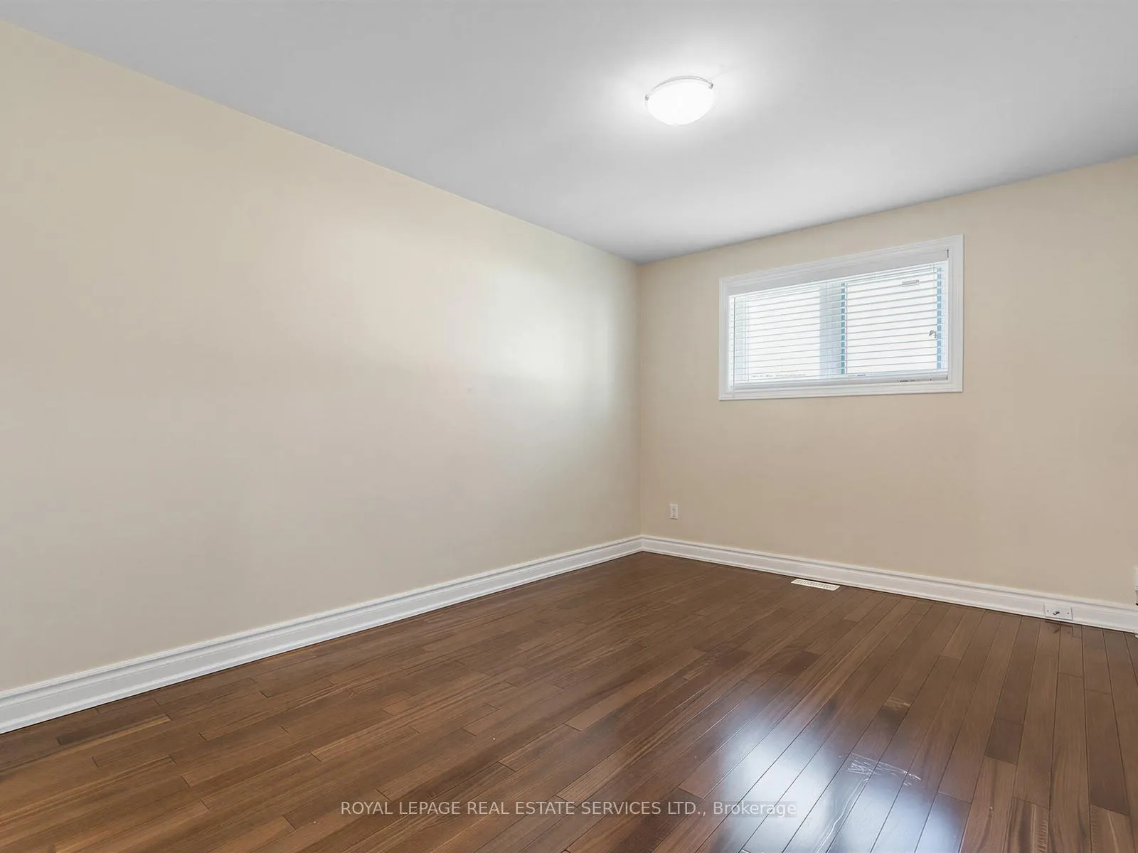 Photo 25 of 44 Caracas Road, North York, Bayview Village — HOMEH