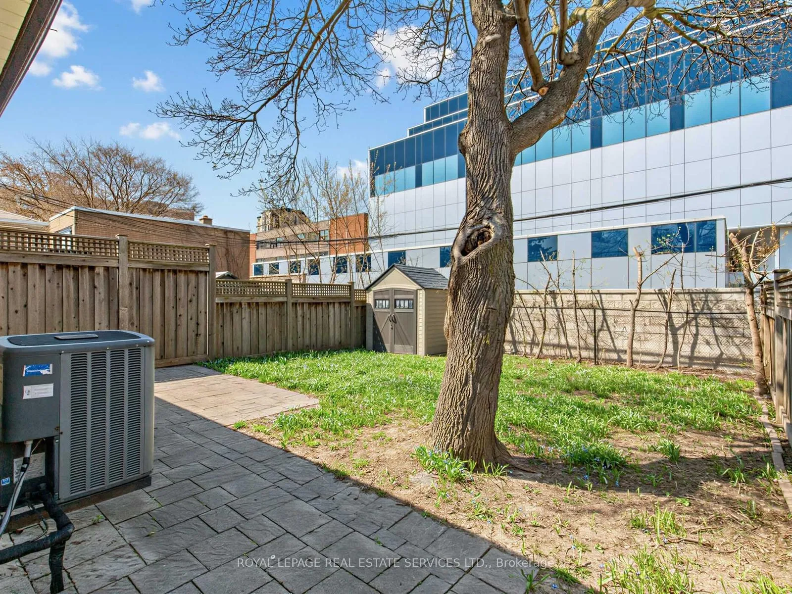 Photo 38 of 44 Caracas Road, North York, Bayview Village — HOMEH