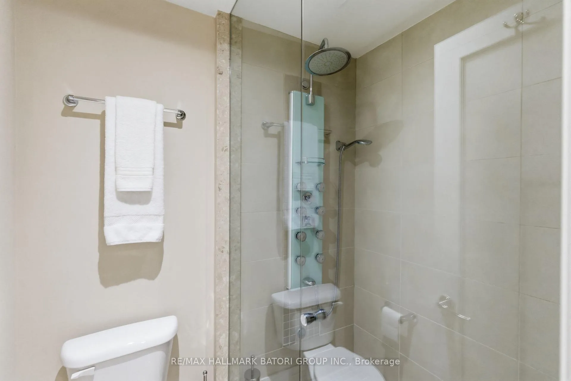 Photo 18 of 24A Oxton Avenue, Toronto, Yonge-St. Clair — HOMEH