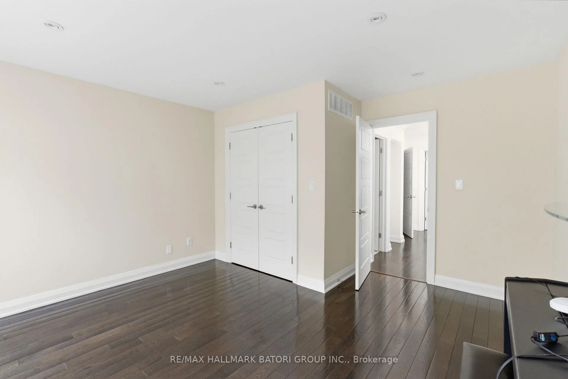 Photo 29 of 24A Oxton Avenue, Toronto, Yonge-St. Clair — HOMEH